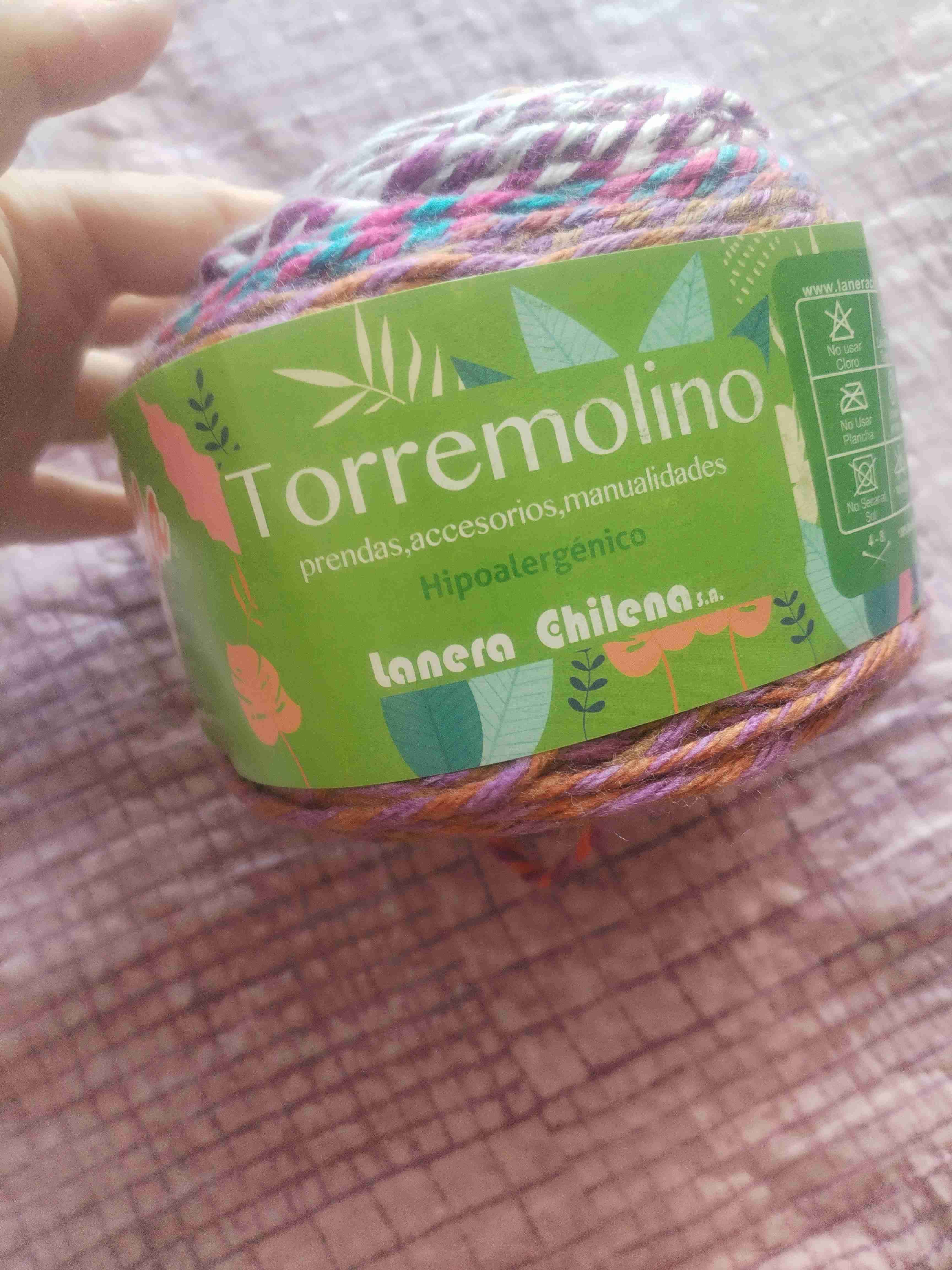 Ovillo de lana multicolor - miniatura 3
