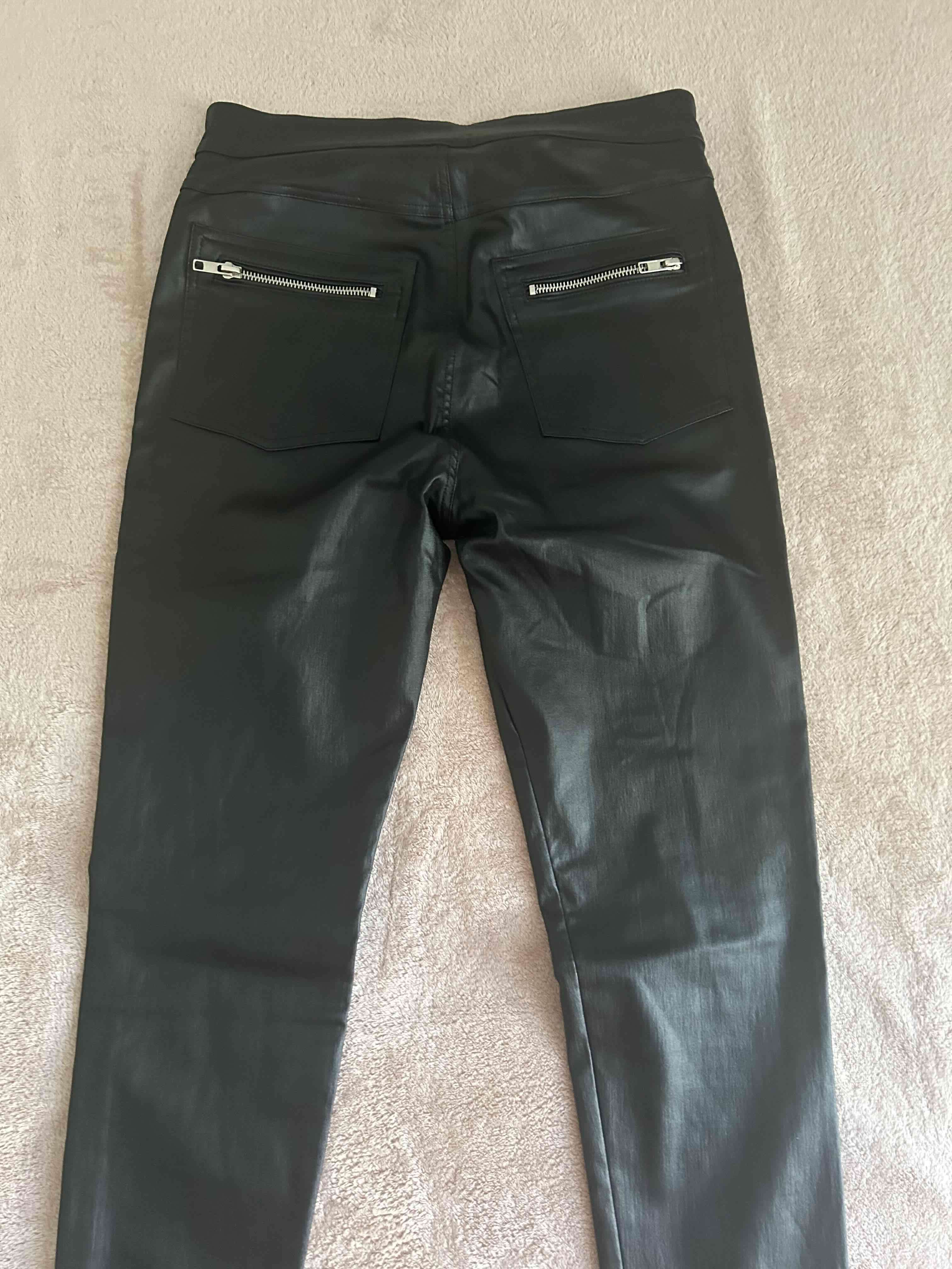 Lote de jeans para mujer en varios colores - miniatura 5