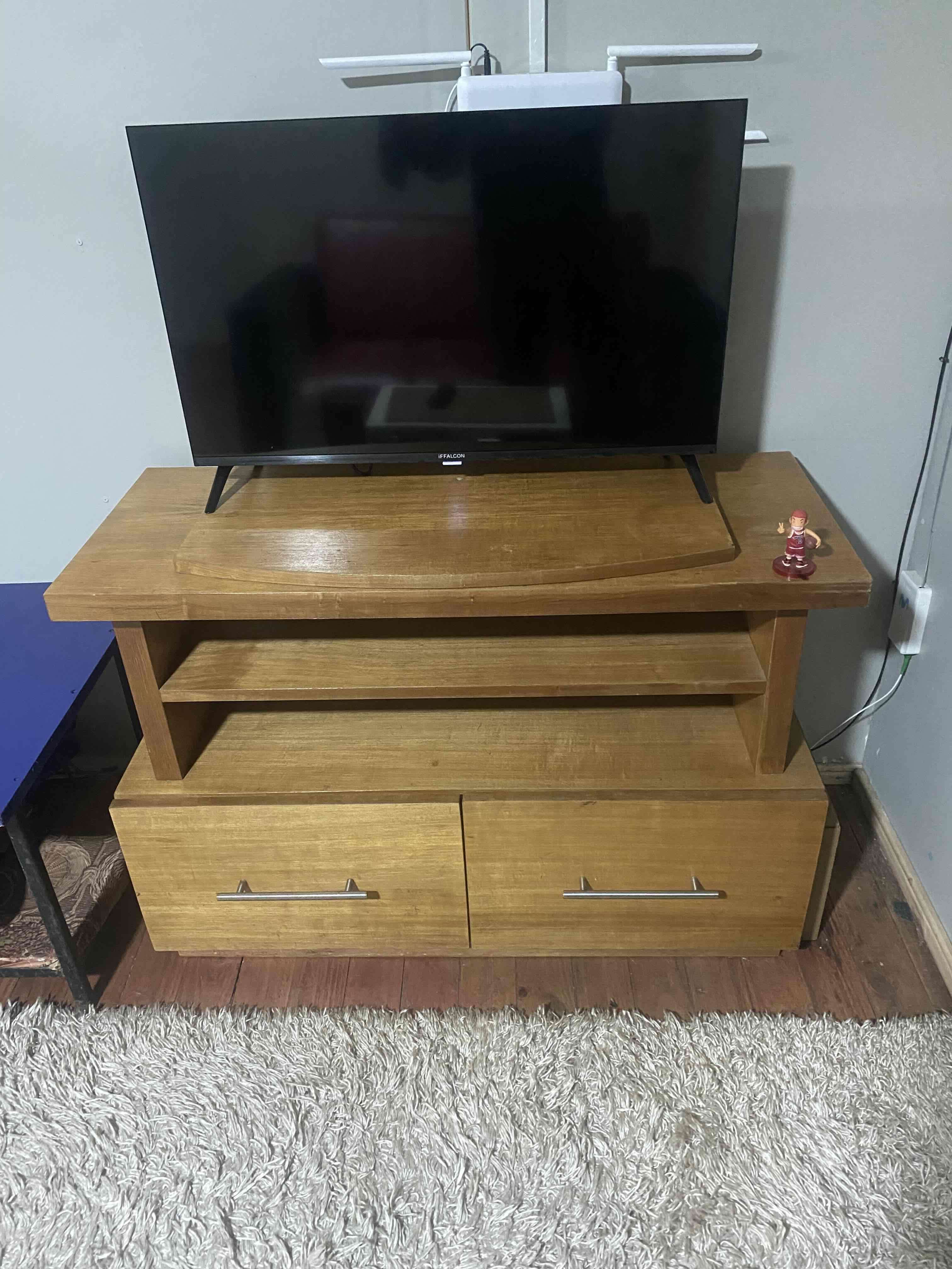 Mueble para TV en madera - miniatura 2