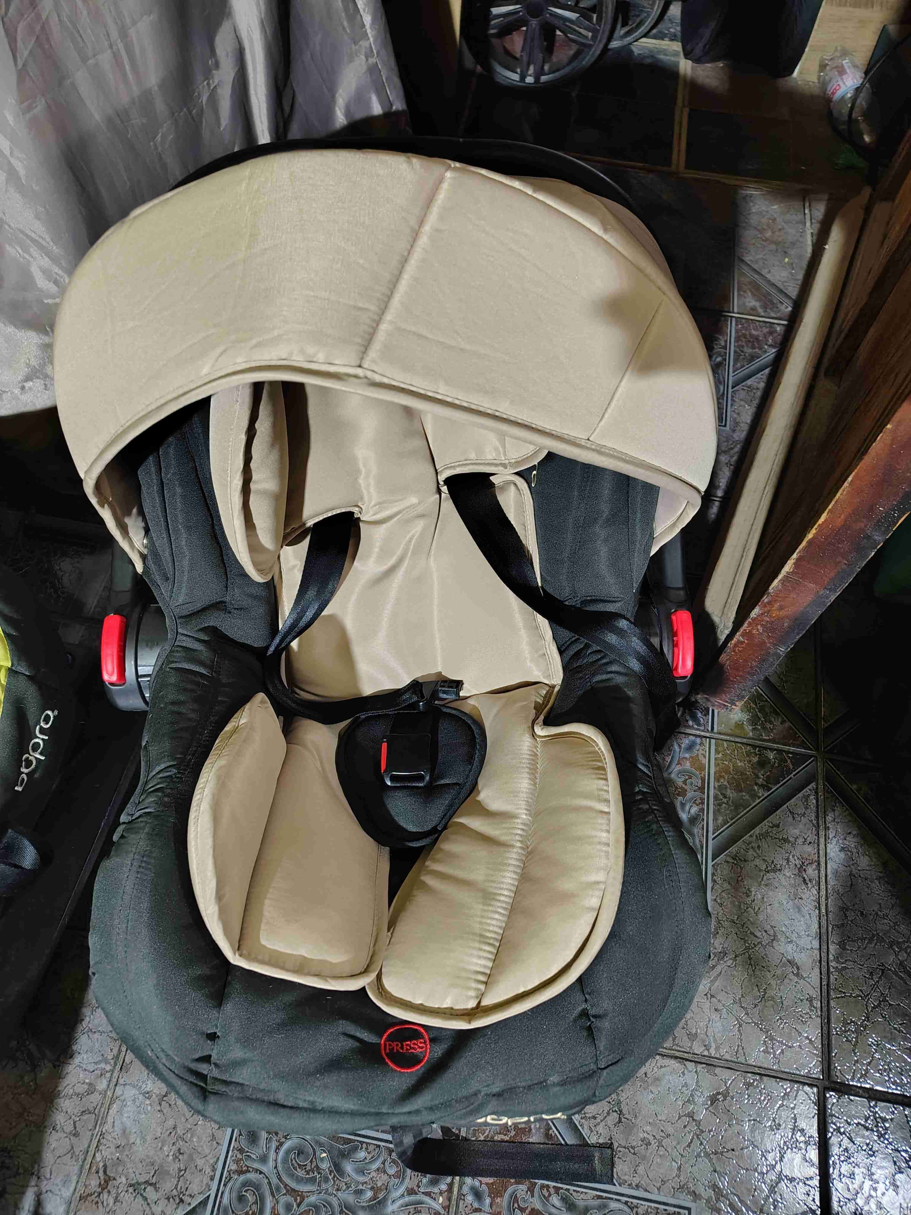 Silla de auto para bebé