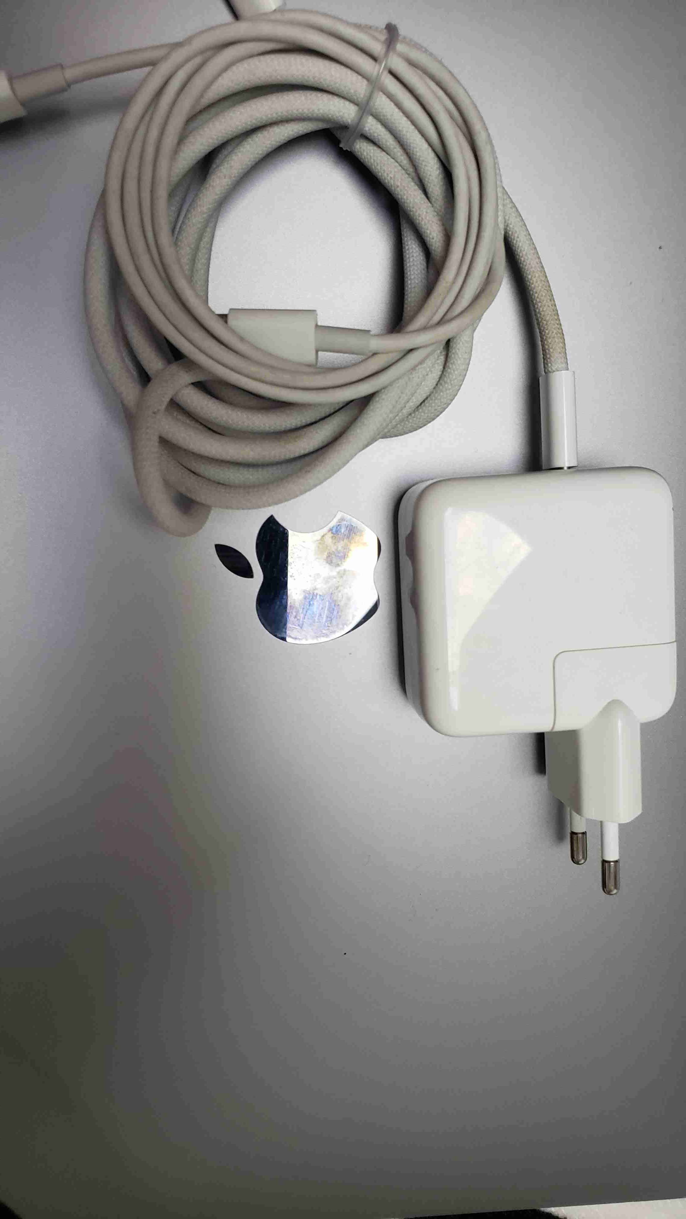 MacBook Pro usado - miniatura 3