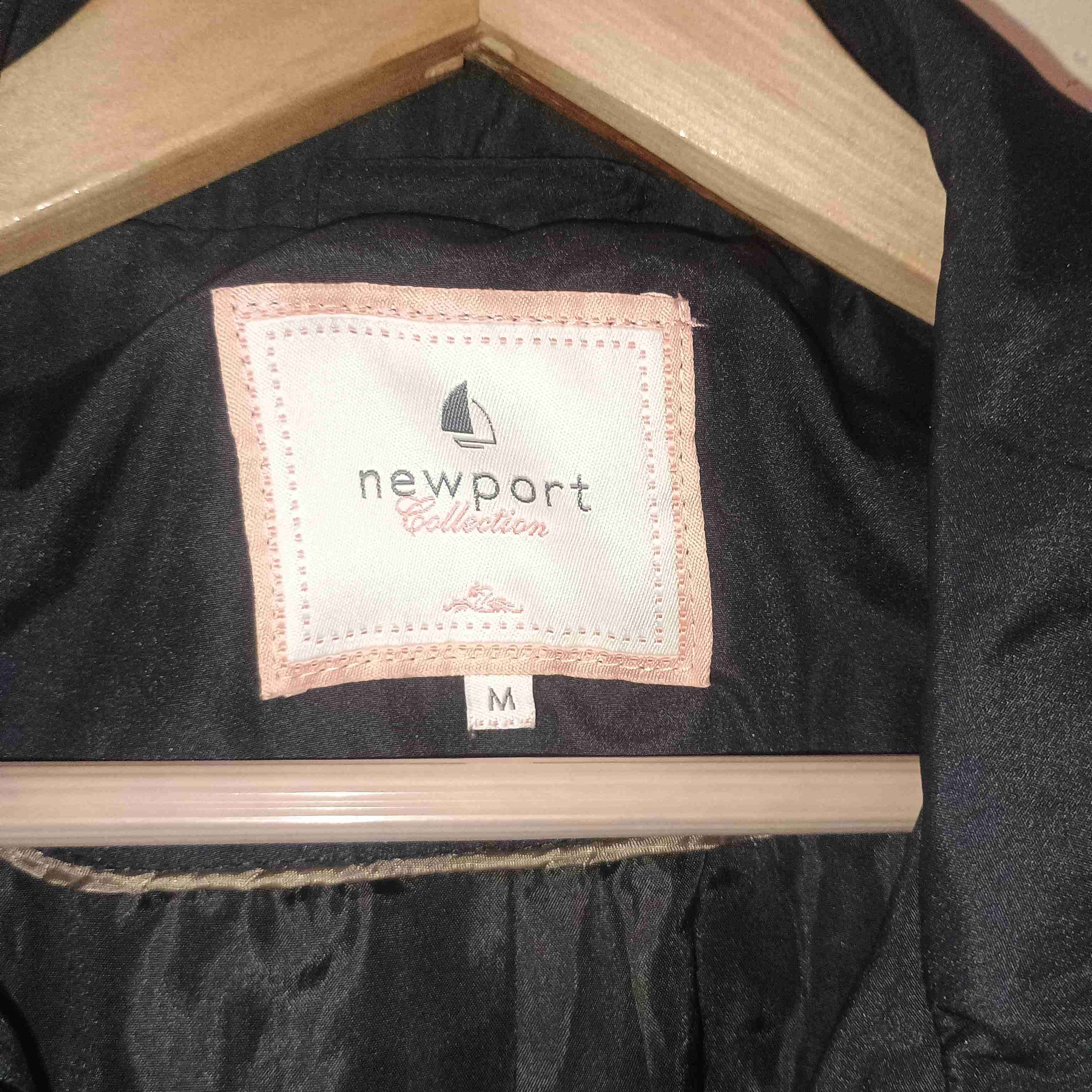 Chaqueta negra acolchada - miniatura 3