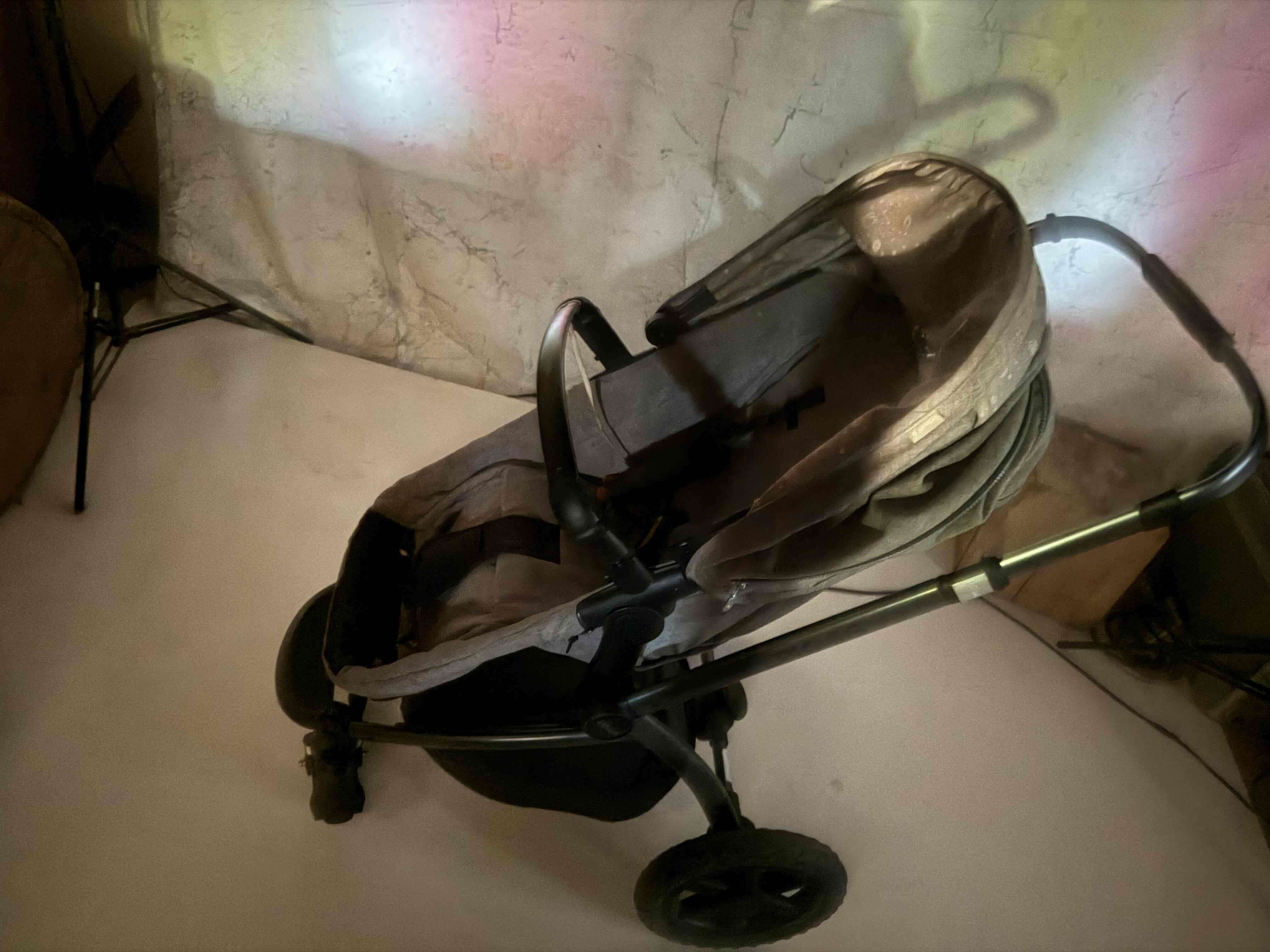 Silla mecedora para bebé - miniatura 3