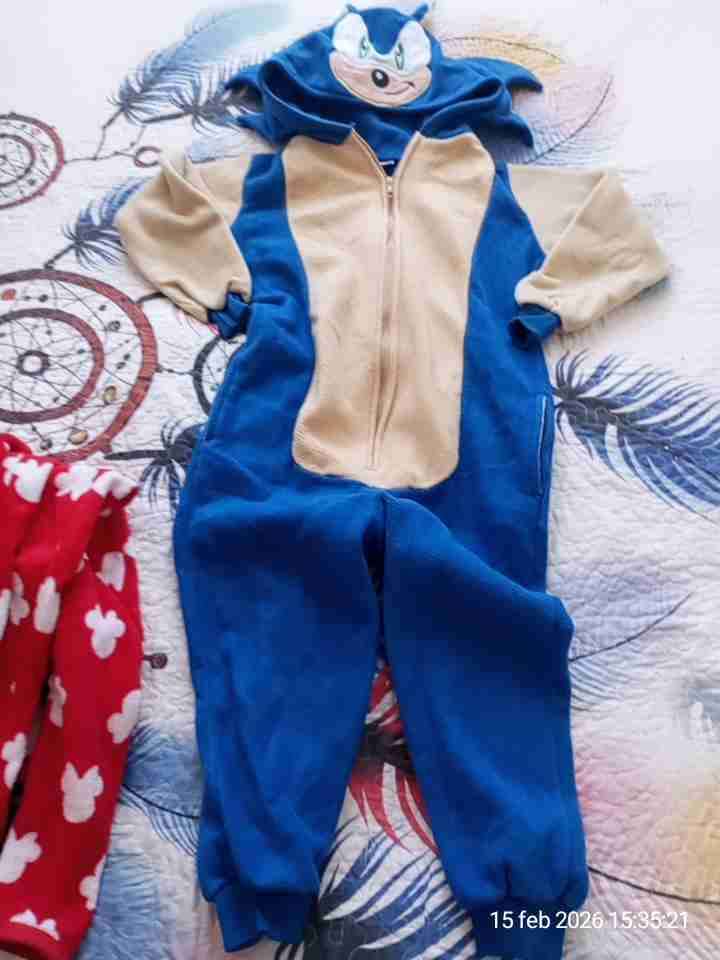 Disfraz /pijama Sonic , talla 14 - miniatura 2