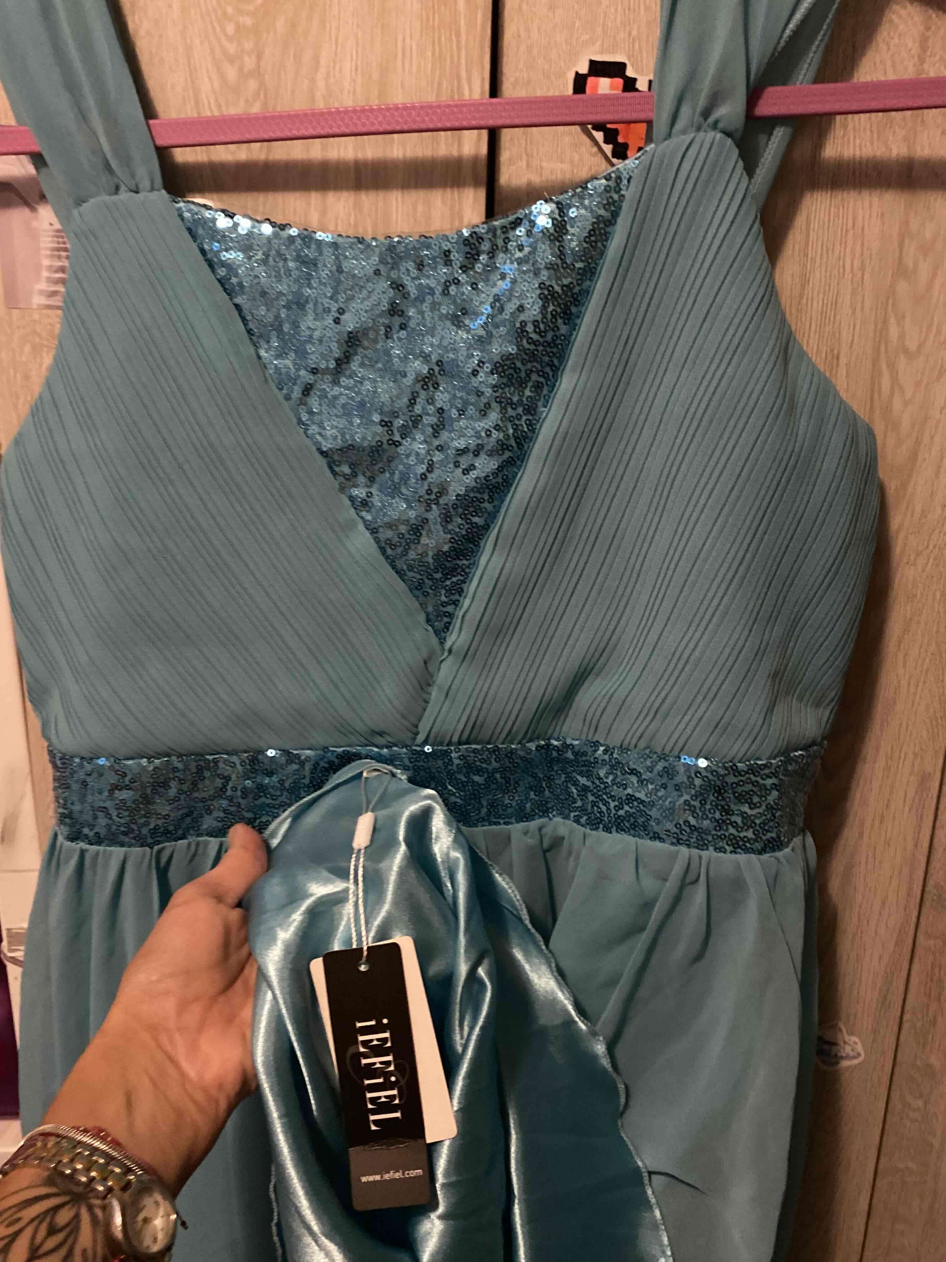 Vestido celeste con lentejuelas mujer