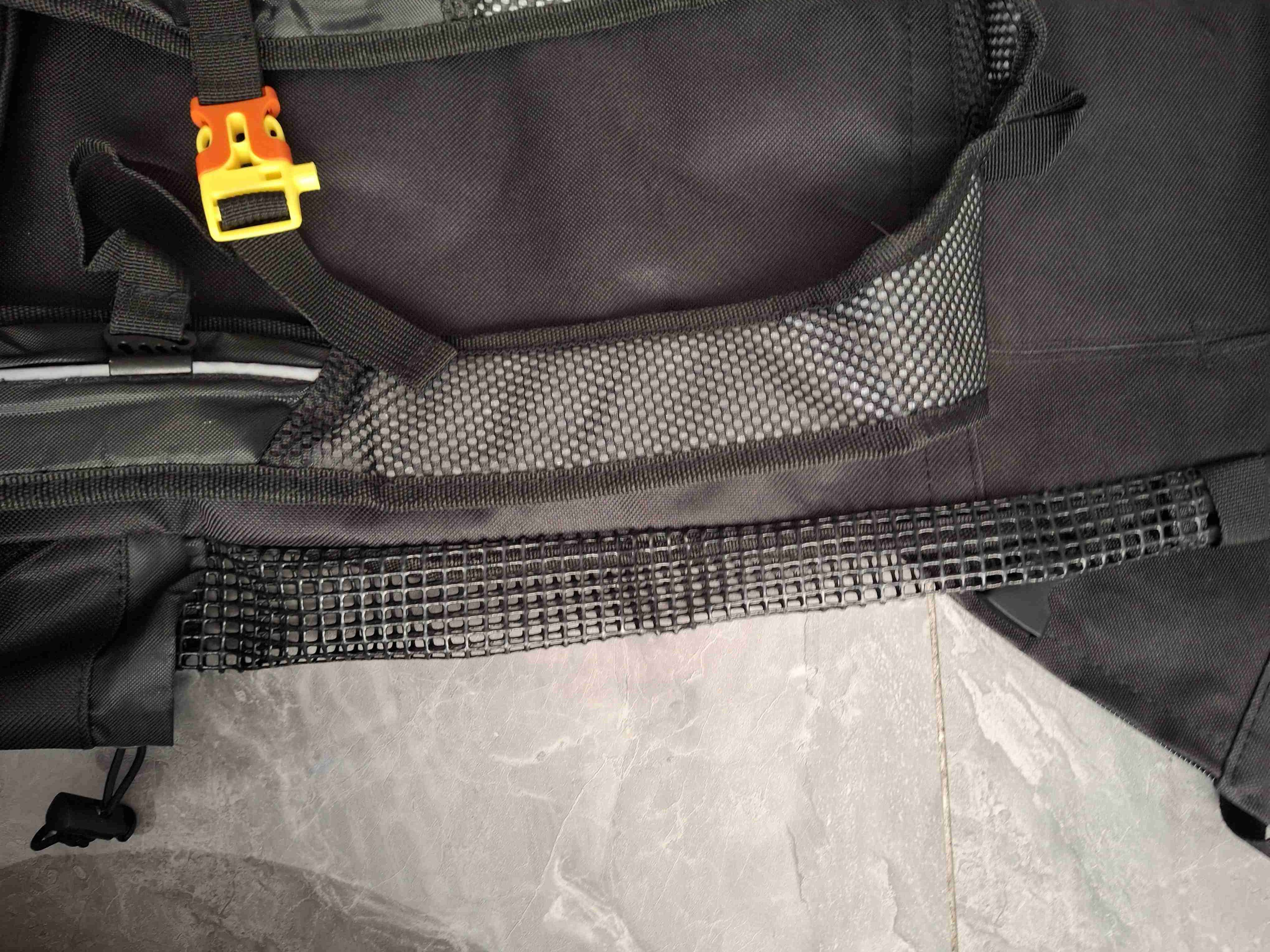 Bolso negro para cargar Perritos - miniatura 2