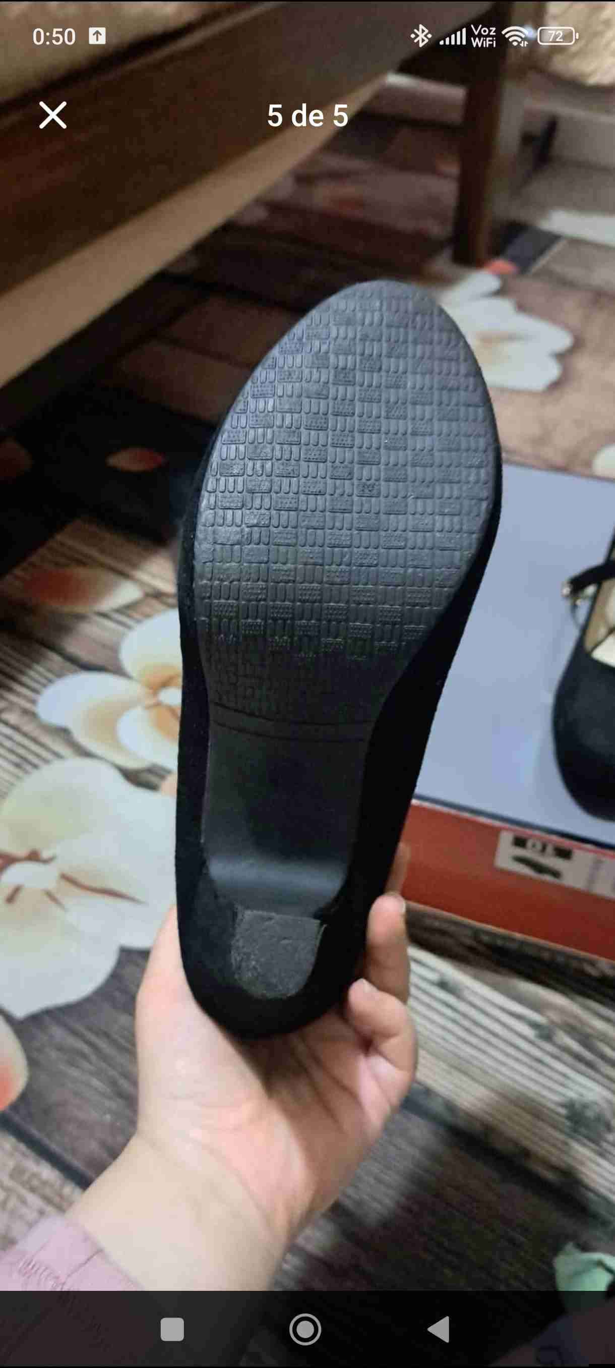 Zapatos de tacón negros con correa - miniatura 2