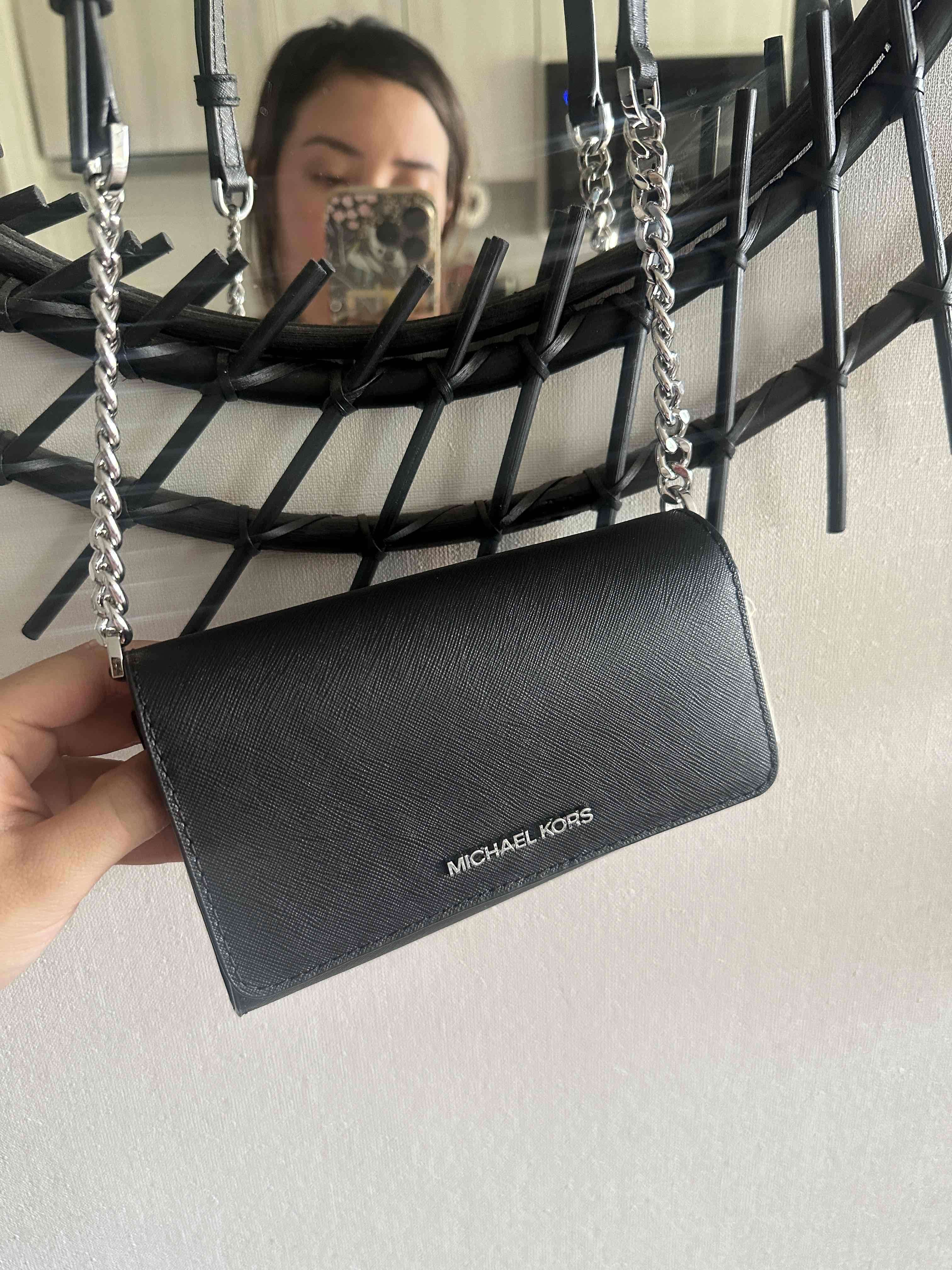 Cartera negra Michael Kors