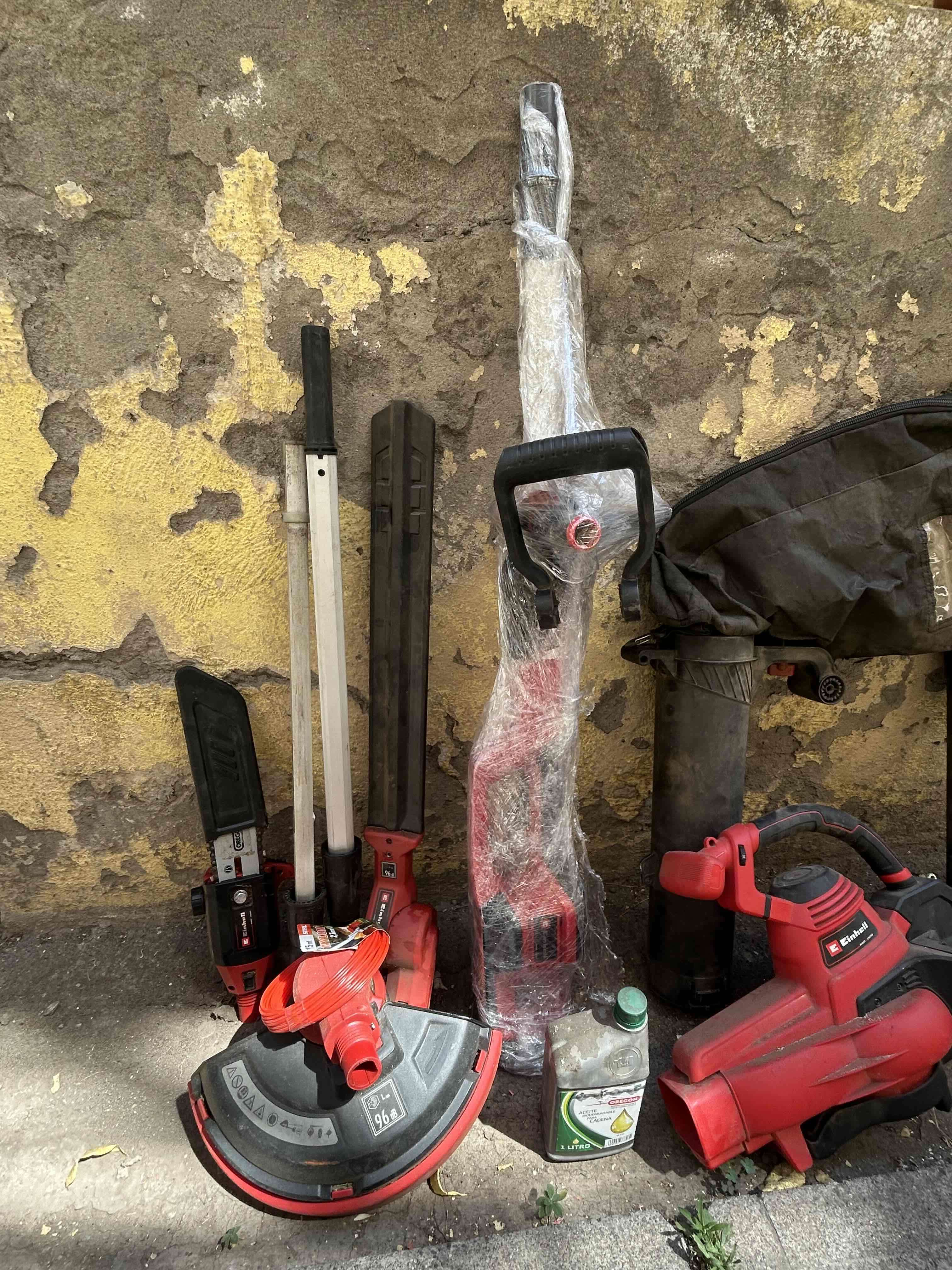 Conjunto de herramientas de jardín rojas - miniatura 3