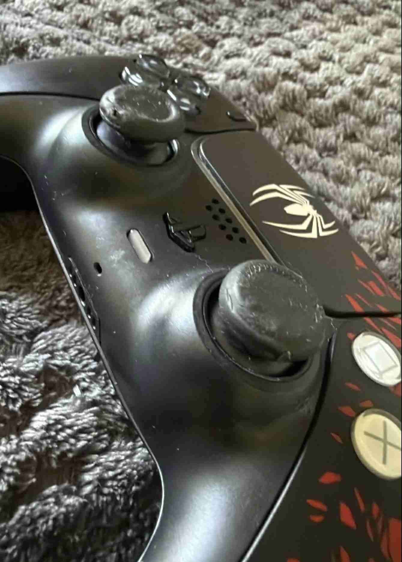 PS5 Edición Limitada Spider-Man 2 - miniatura 4