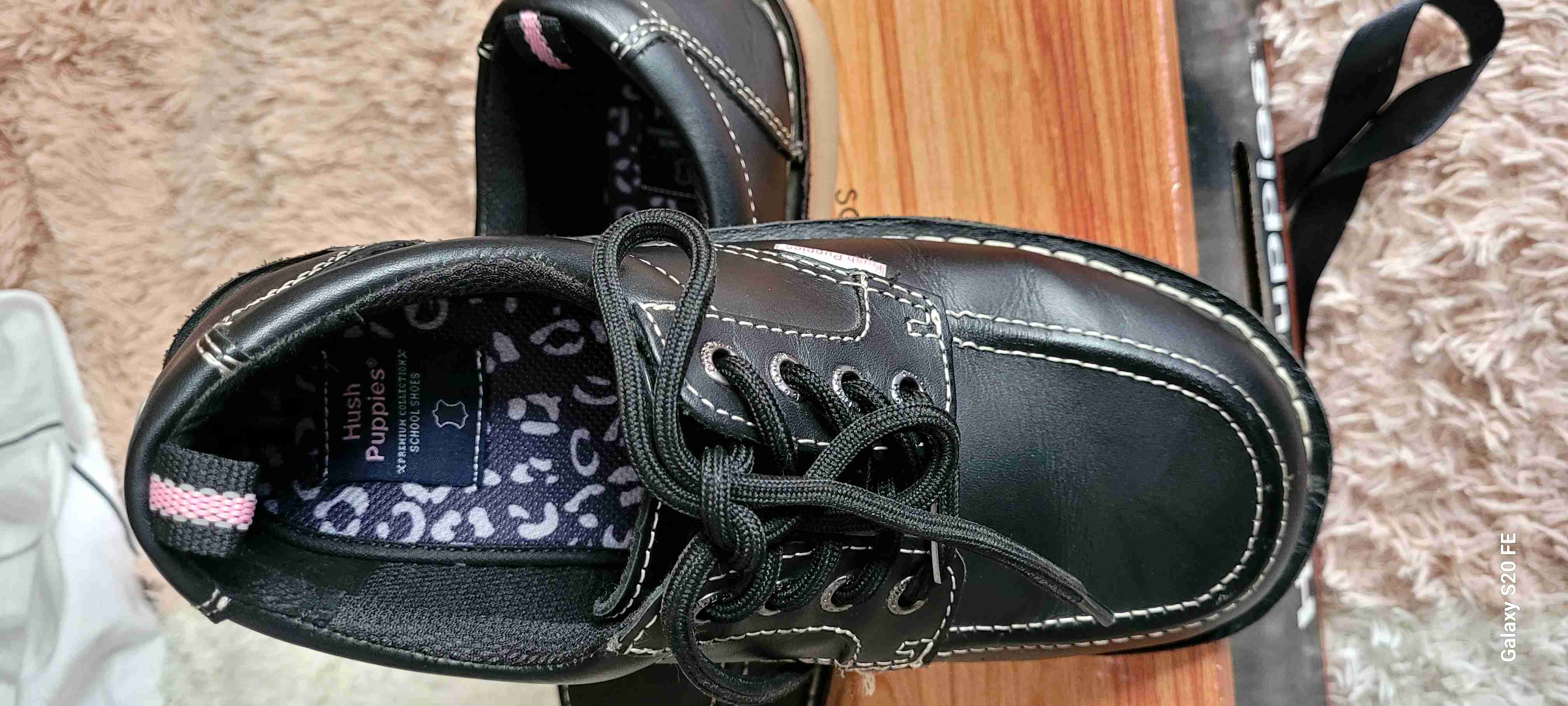 Zapatos Hush Puppies negros - miniatura 2