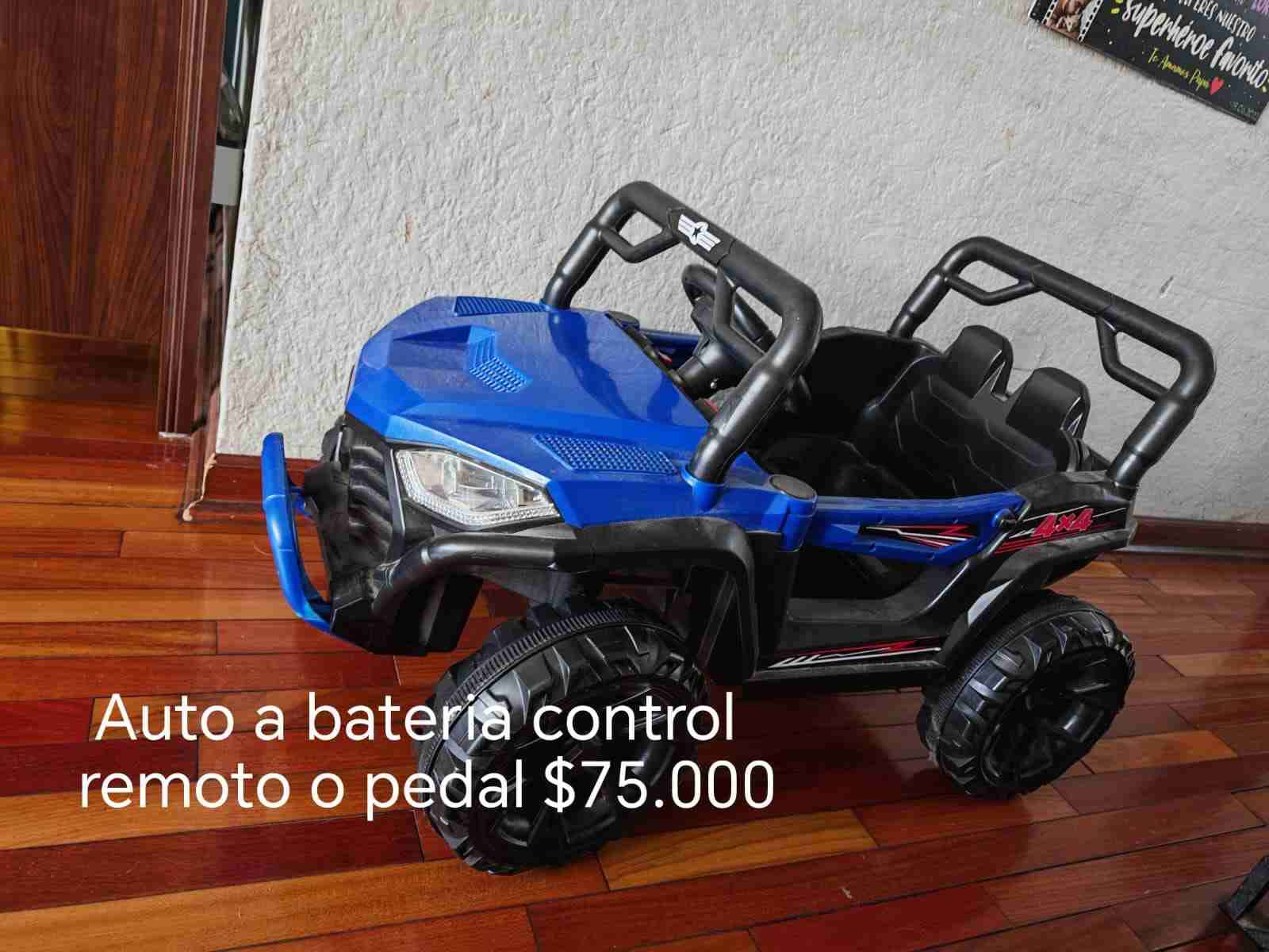 Auto eléctrico para niños azul - miniatura 2