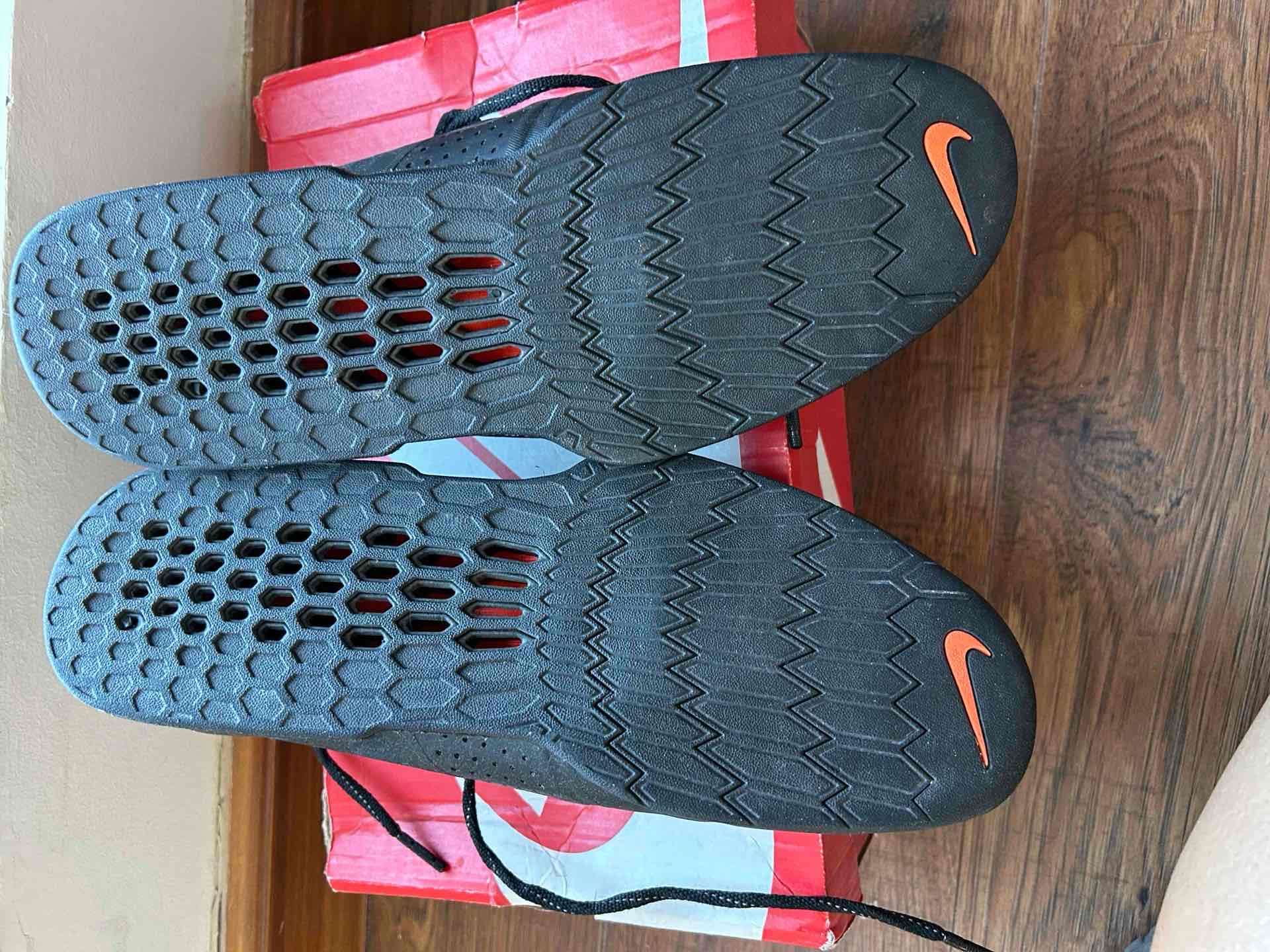 Zapatillas levantamiento  Romaleos negras Nike - miniatura 3