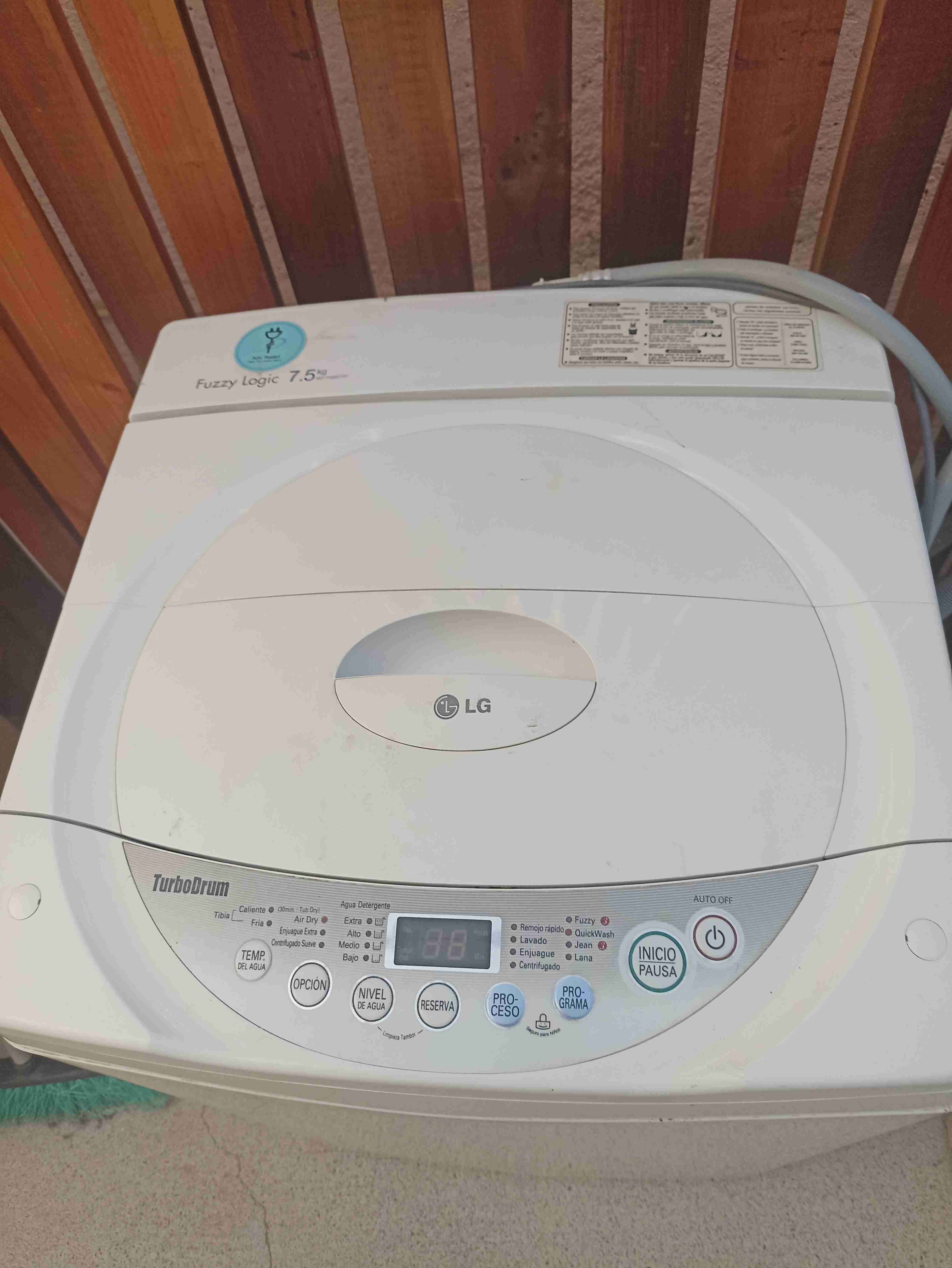 Lavadora LG TurboDrum 7.5 kg - miniatura 2