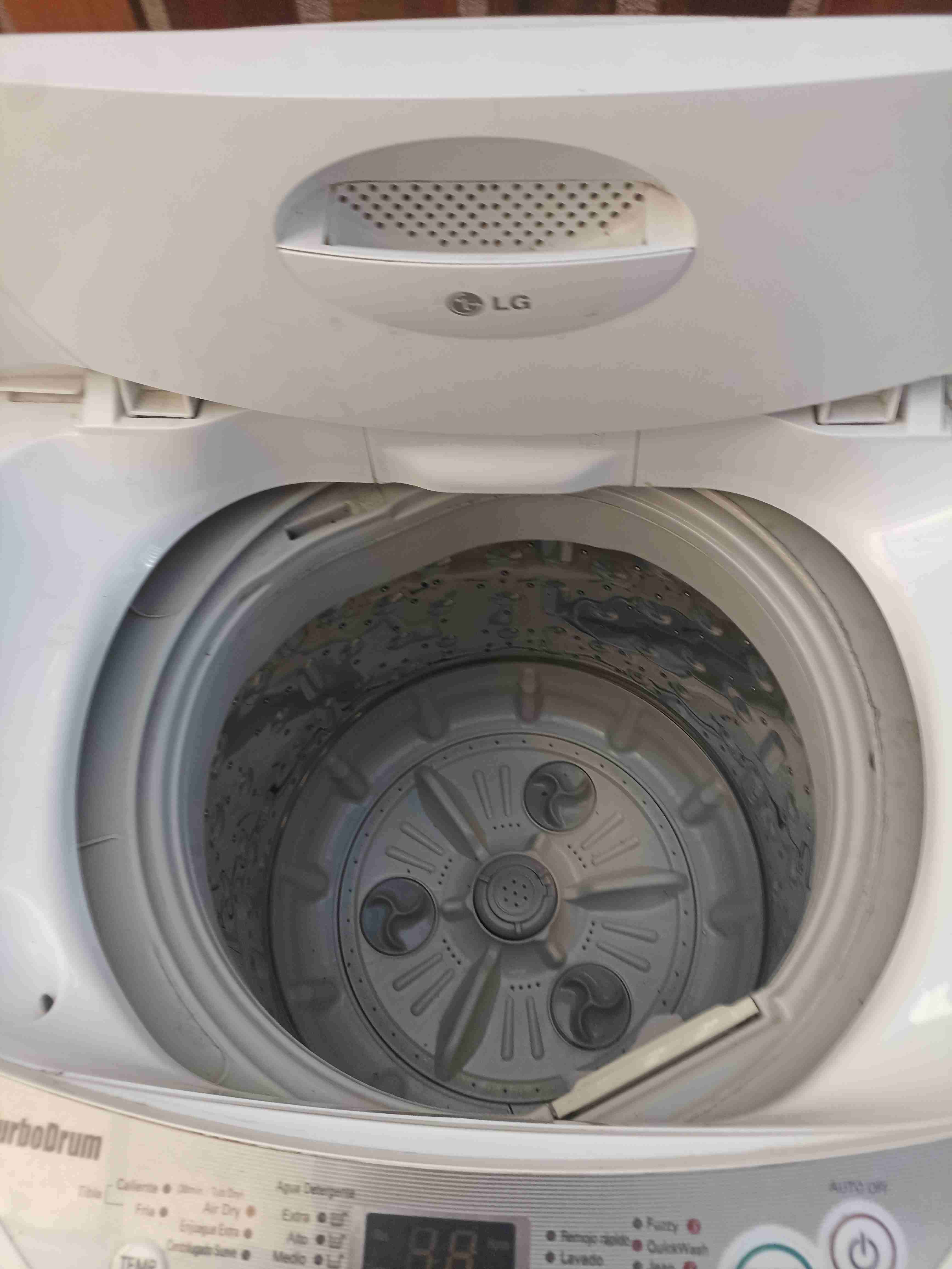 Lavadora LG TurboDrum 7.5 kg - miniatura 3