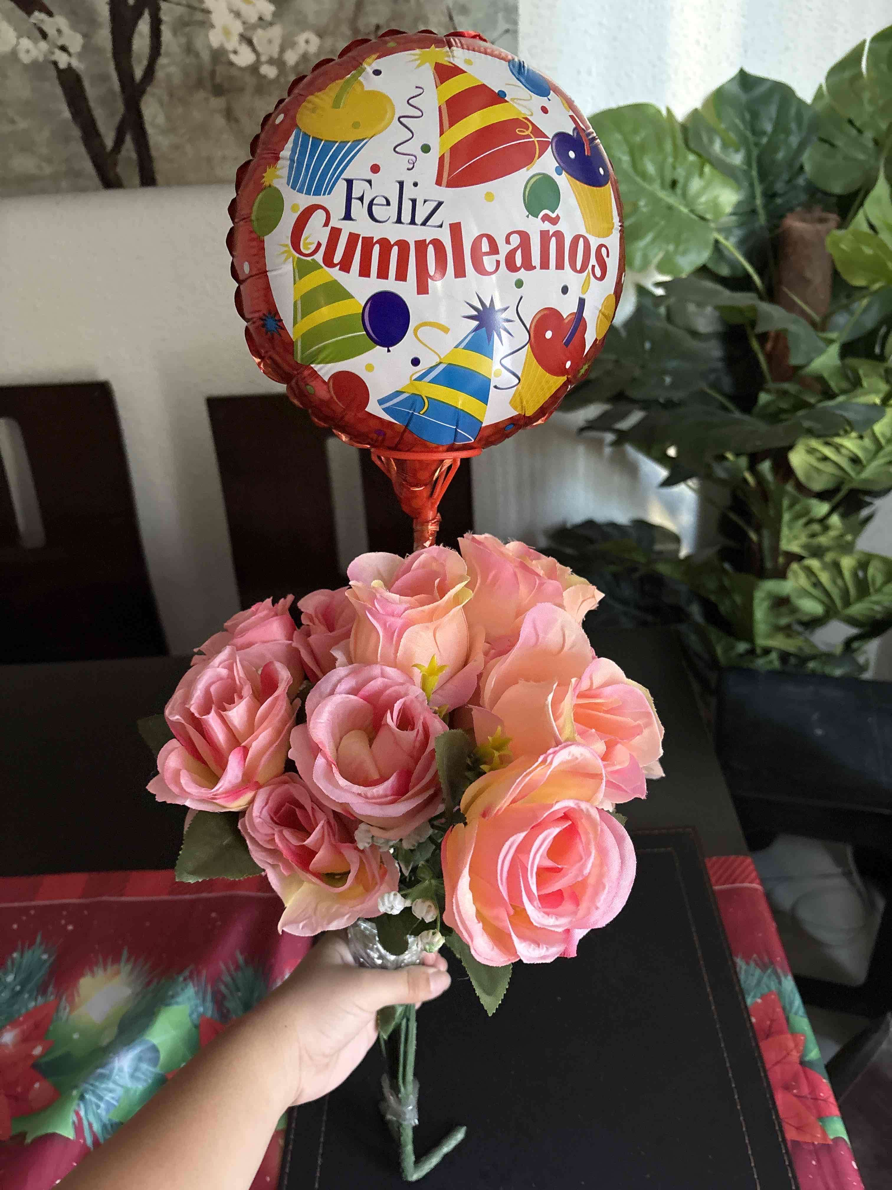 Ramo con globo 'Feliz Cumpleaños'