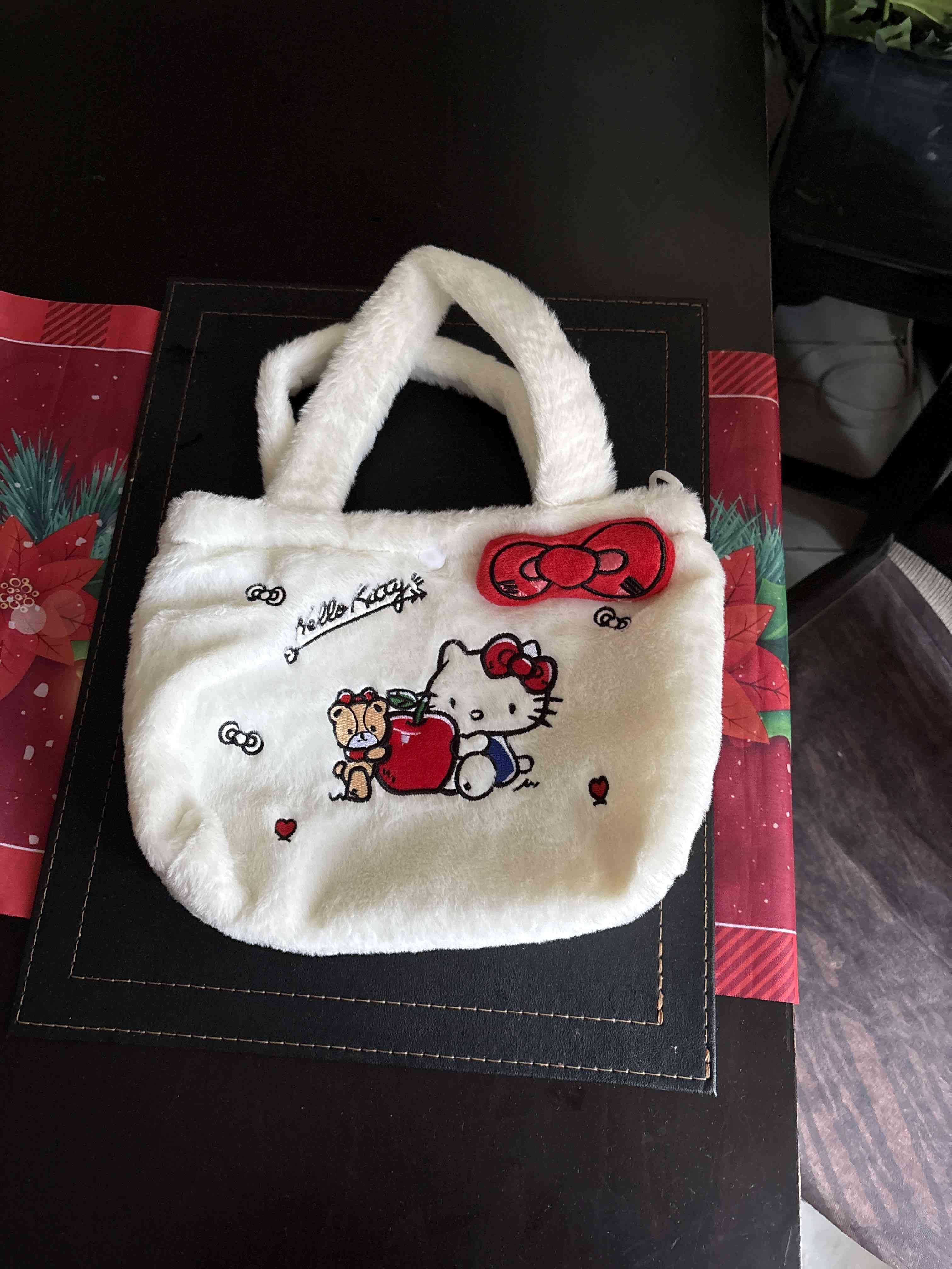 Bolso peludo Hello Kitty blanco