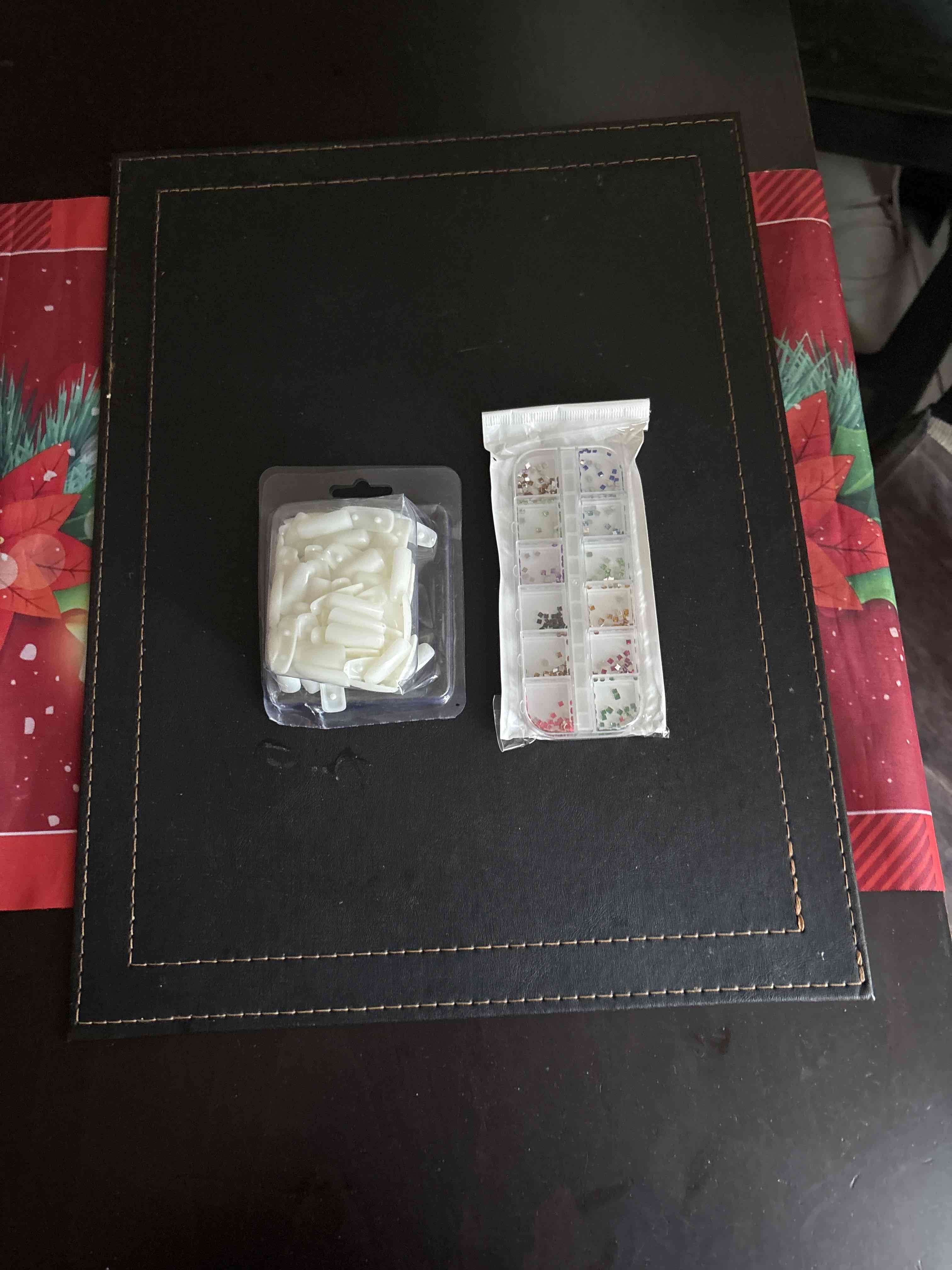 Kit de uñas postizas y decoraciones