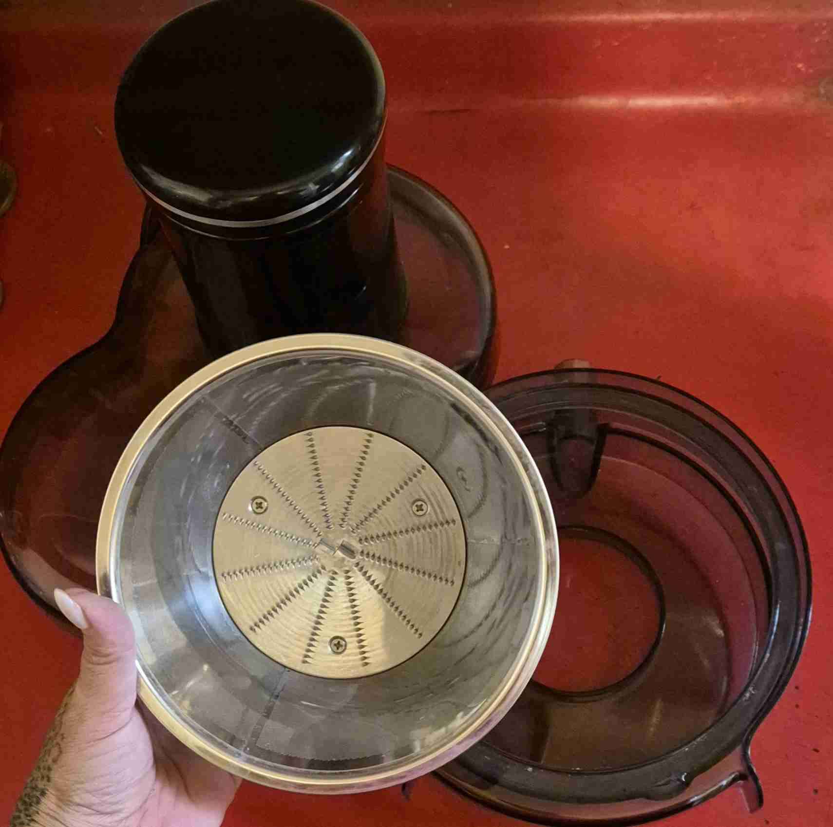 Extractor de jugos Oster - miniatura 3