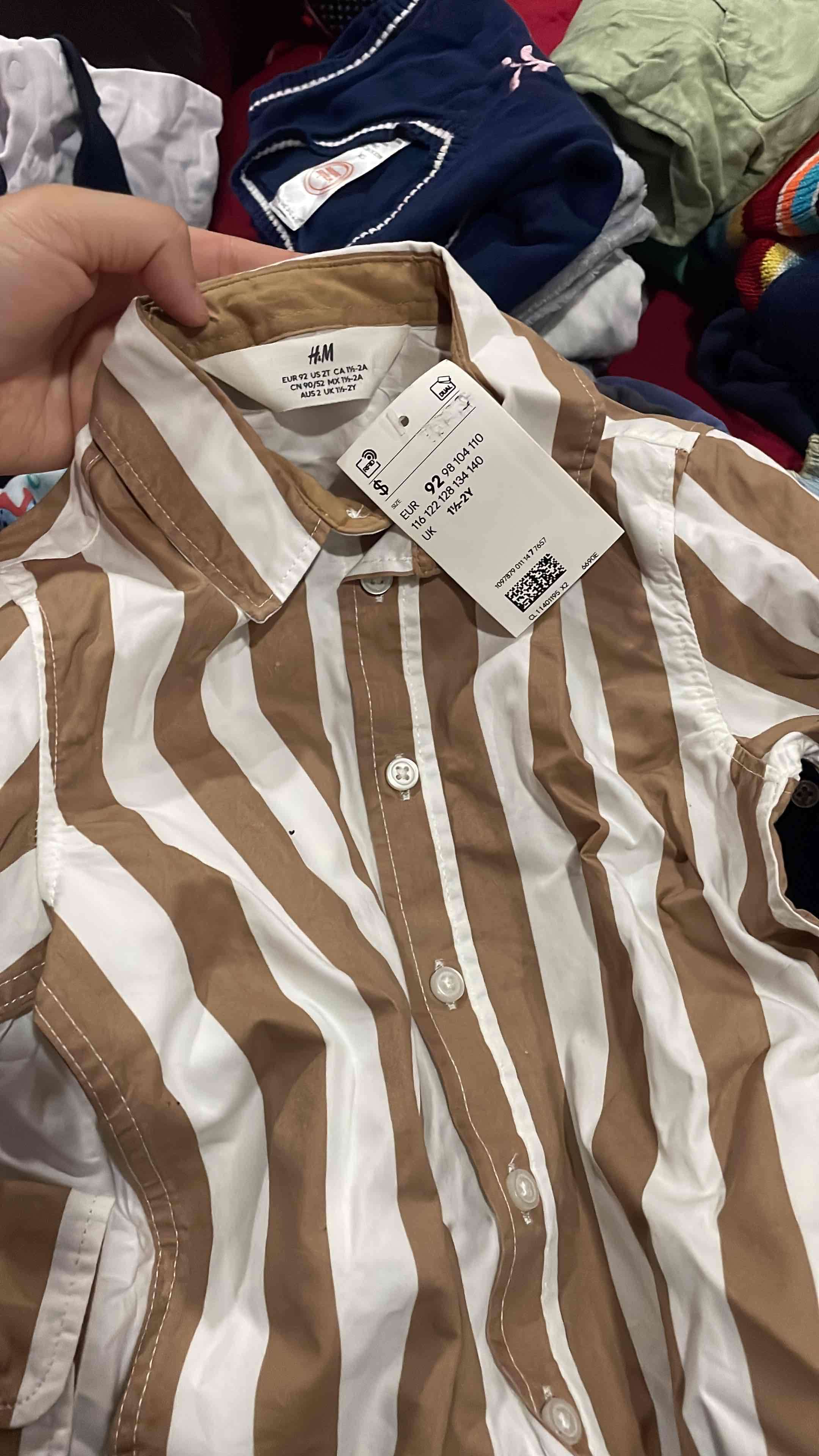 Ropa infantil variada - miniatura 4