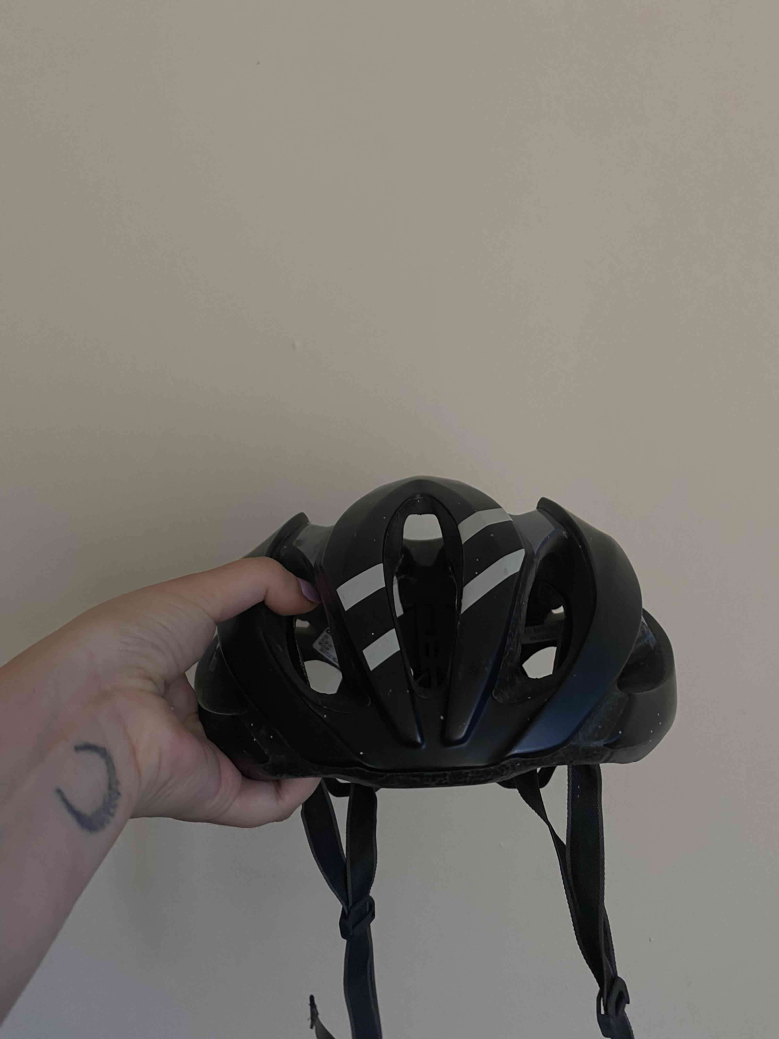 Casco de ciclismo Giant negro - miniatura 3