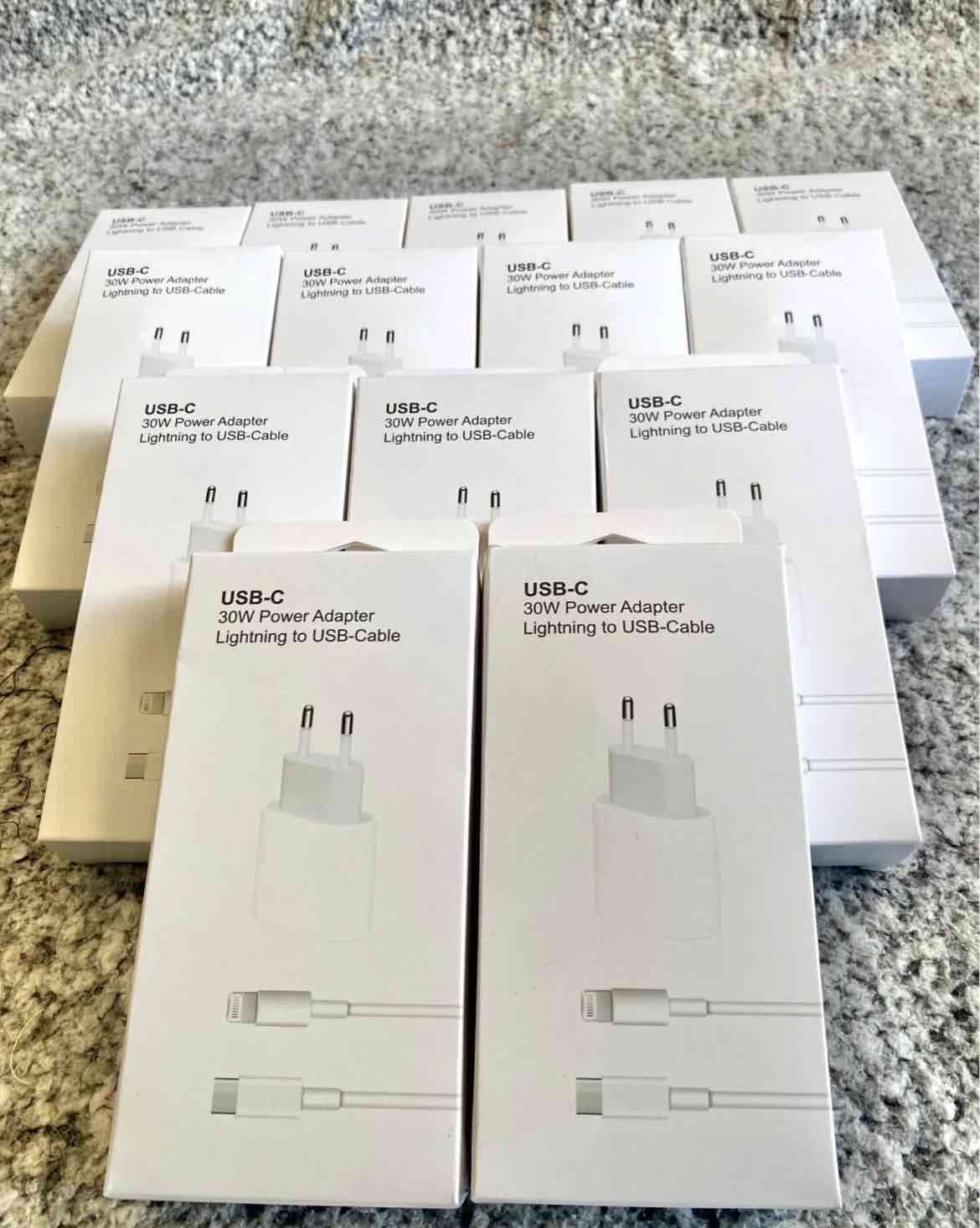 Adaptador USB-C 30W con cable Lightning - miniatura 2