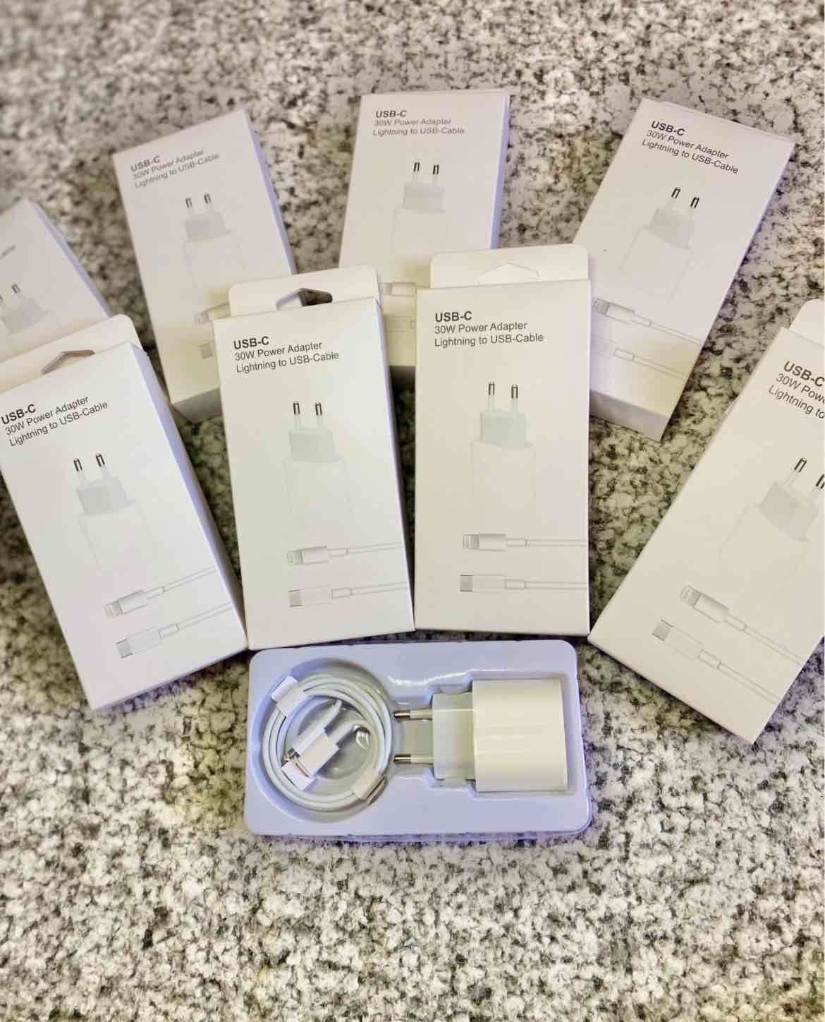 Adaptador USB-C 30W con cable Lightning - miniatura 3