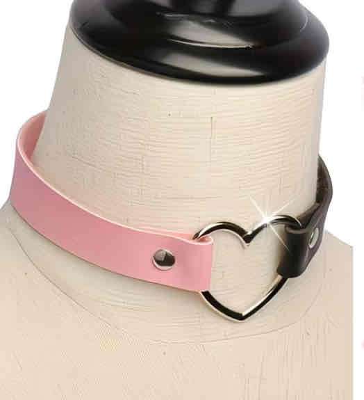 Collar de cuero con corazón - miniatura 2