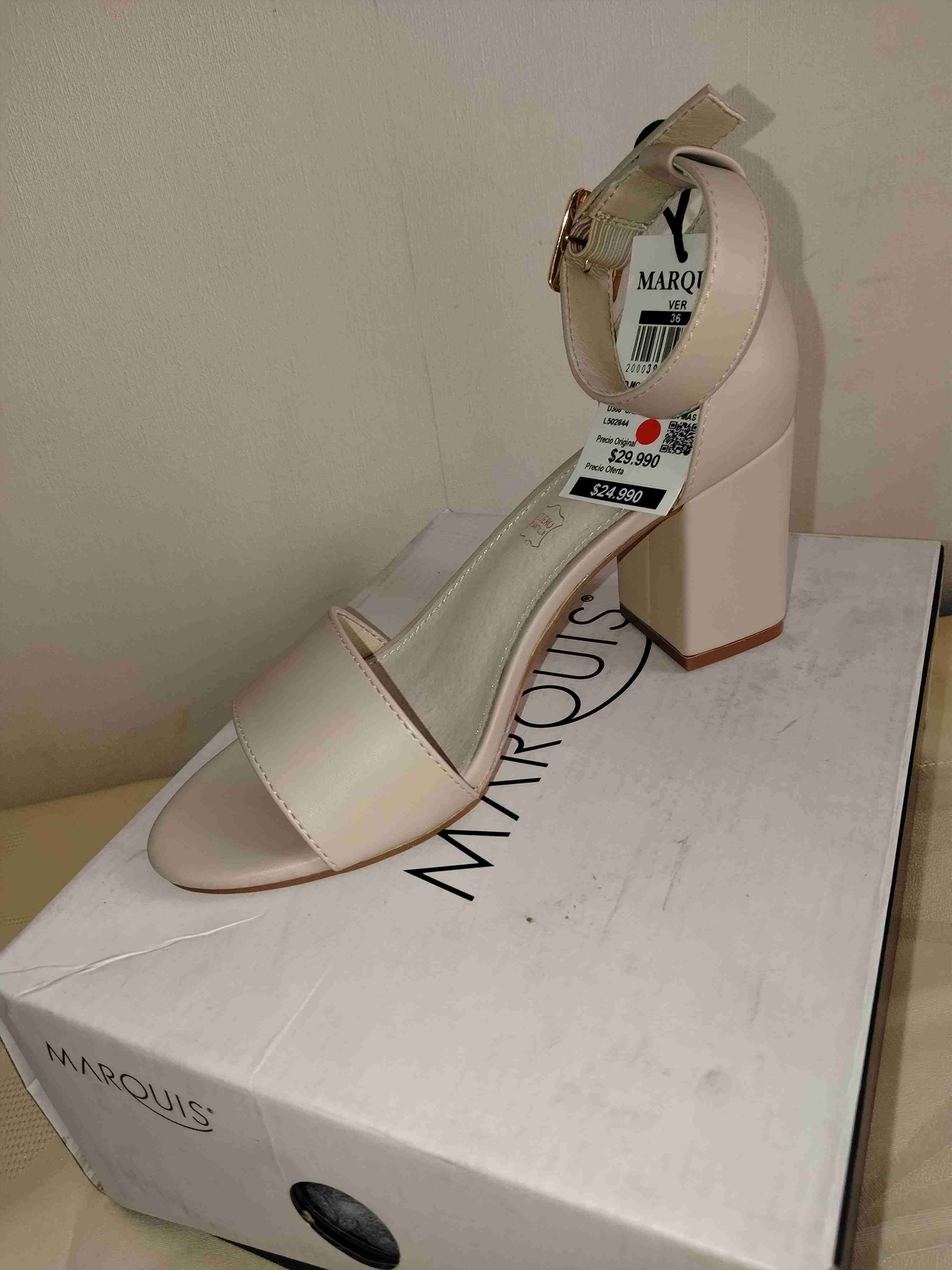 Sandalias taco bajo color beige - miniatura 2