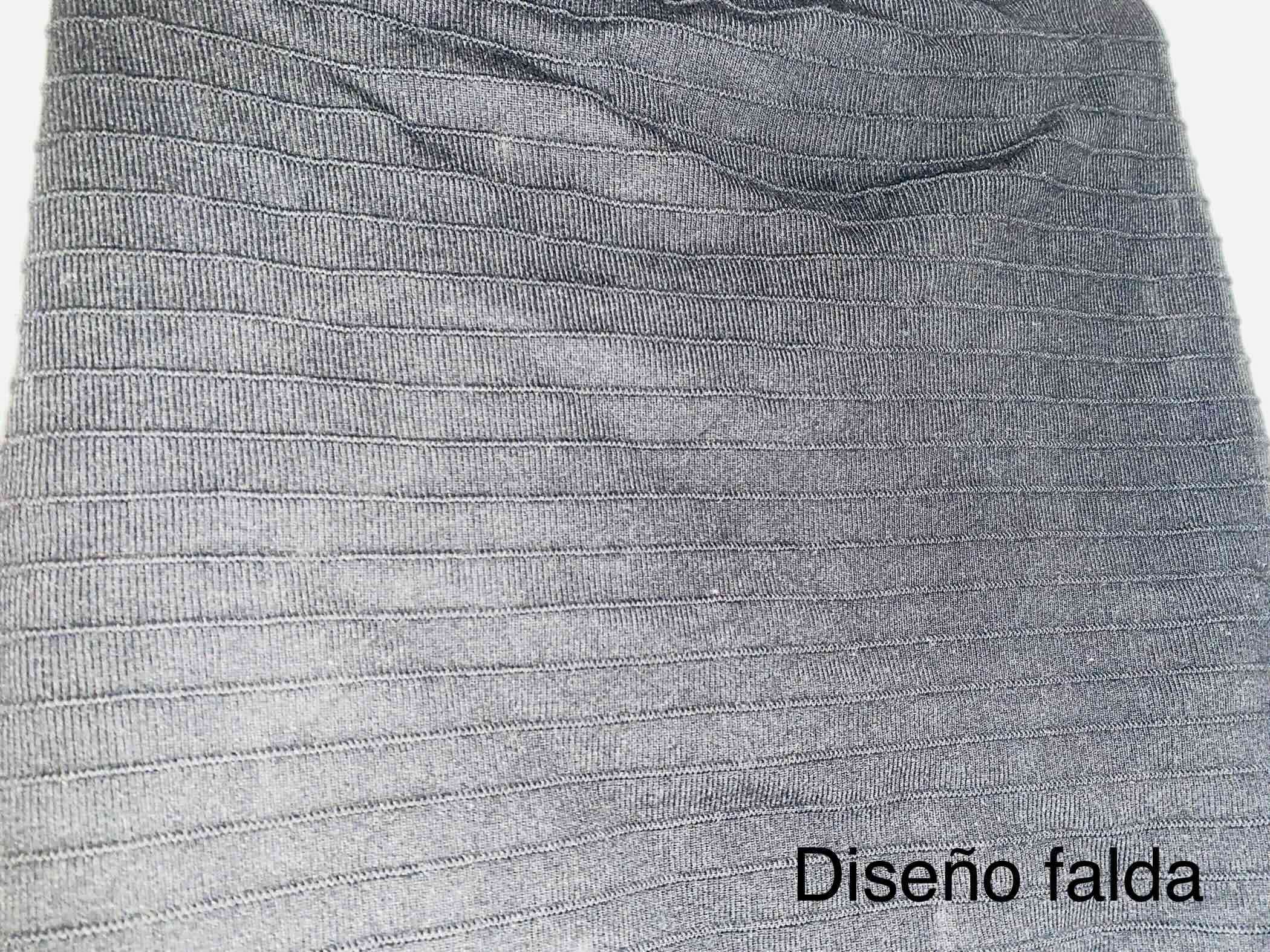 Falda negra talla XL - miniatura 2