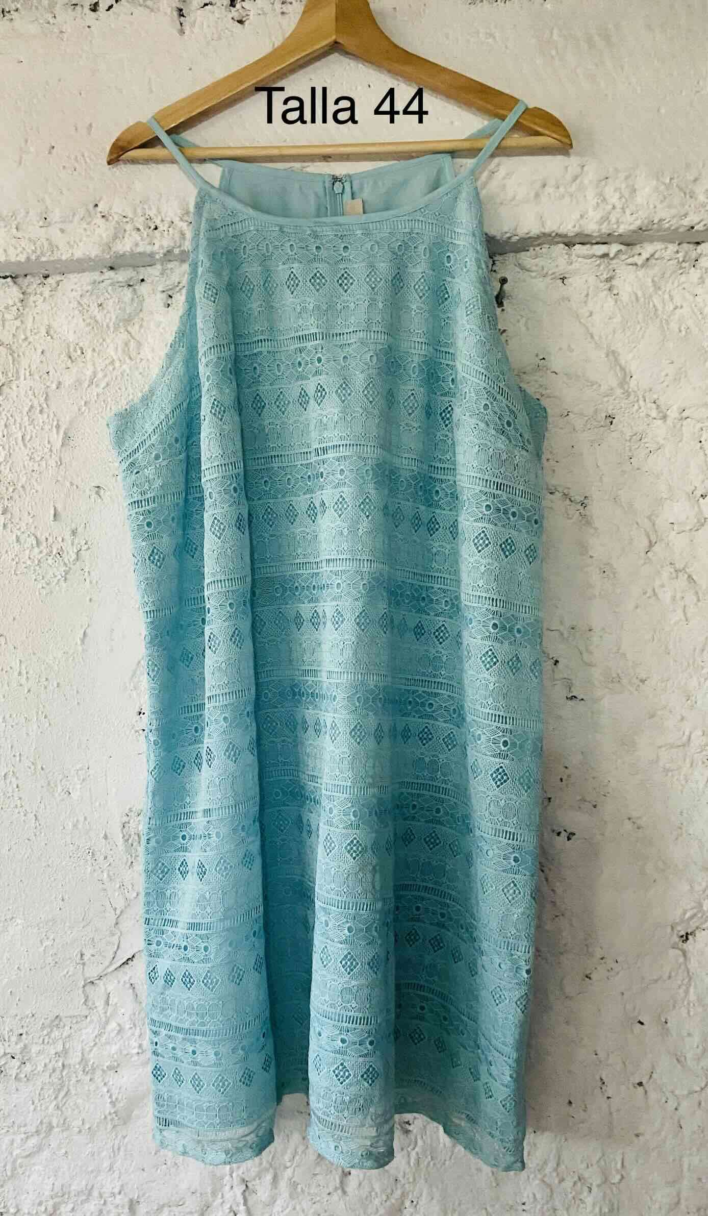 Vestido encaje turquesa