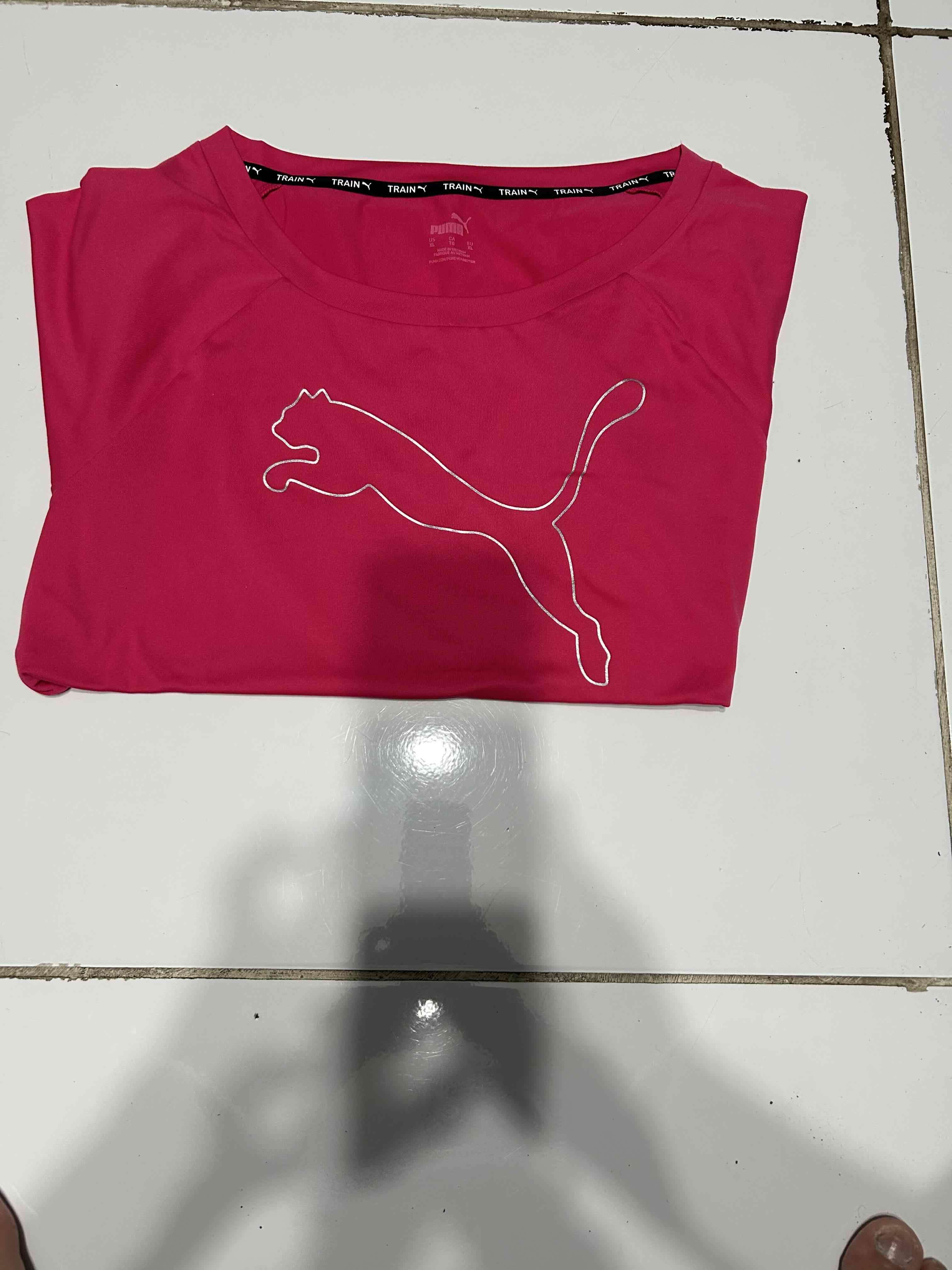 Polera deportiva  Puma