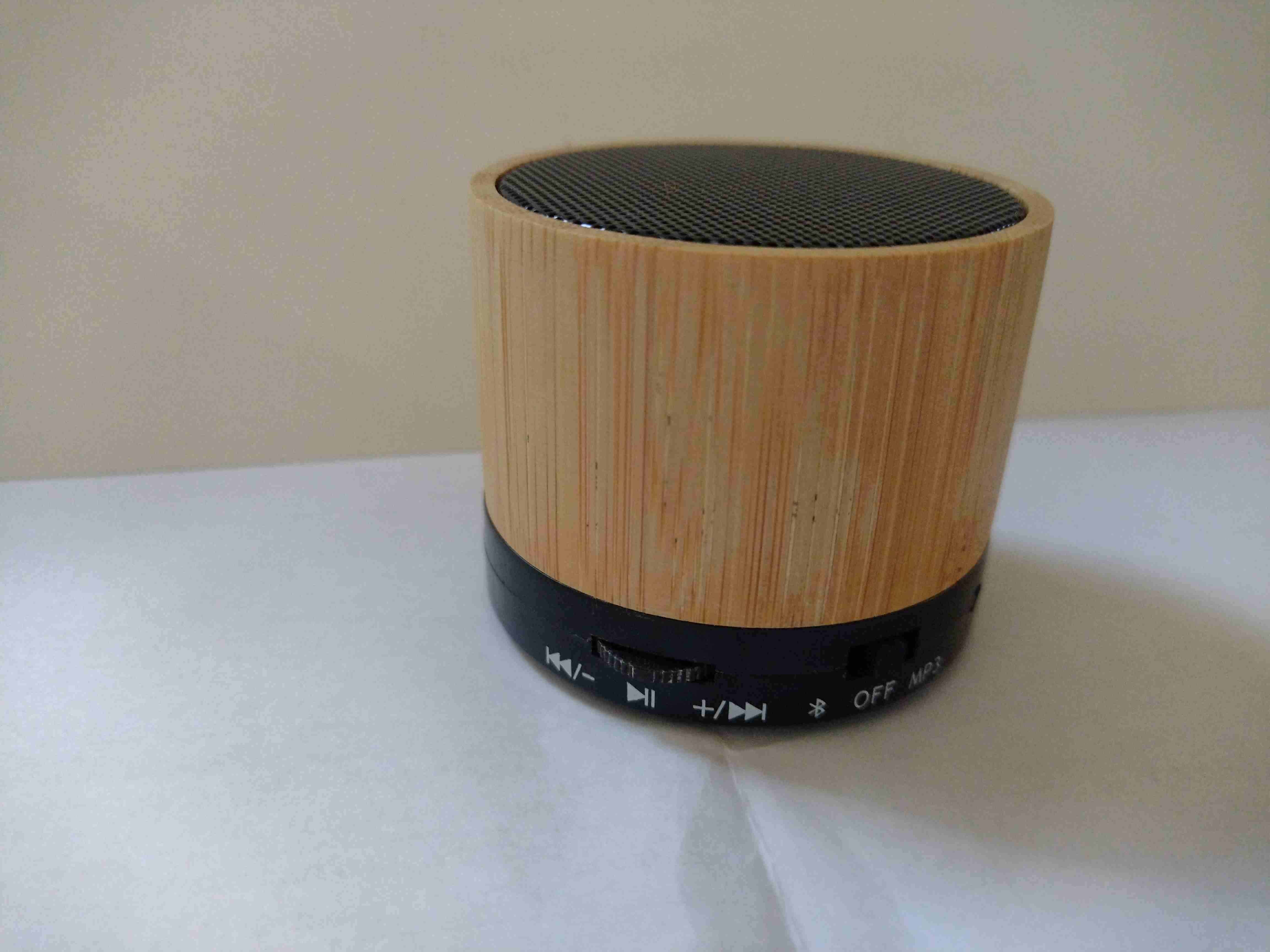 Parlante portátil Bluetooth - miniatura 2