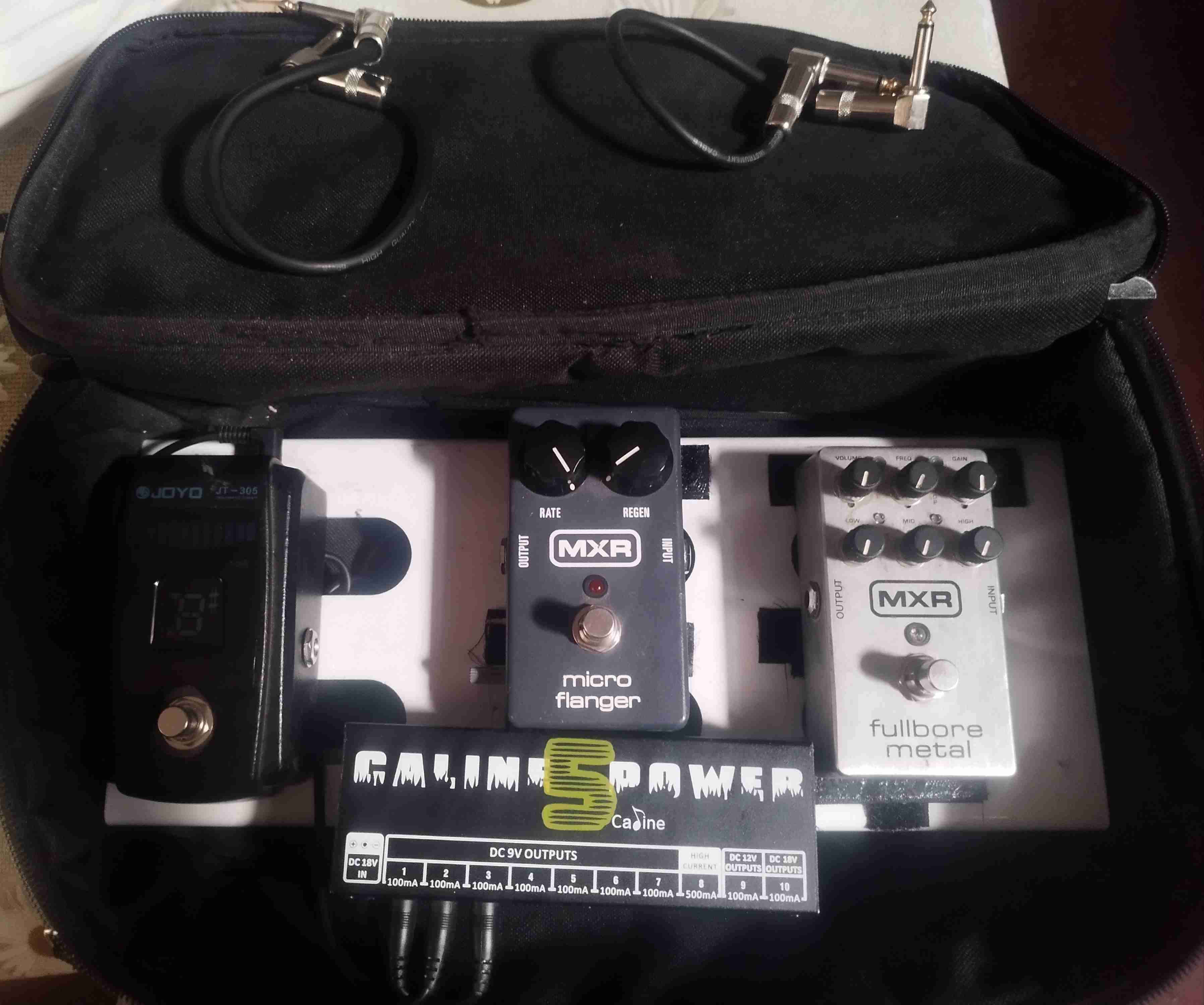 Bolso para pedalboard Self Titled + pedales - miniatura 4