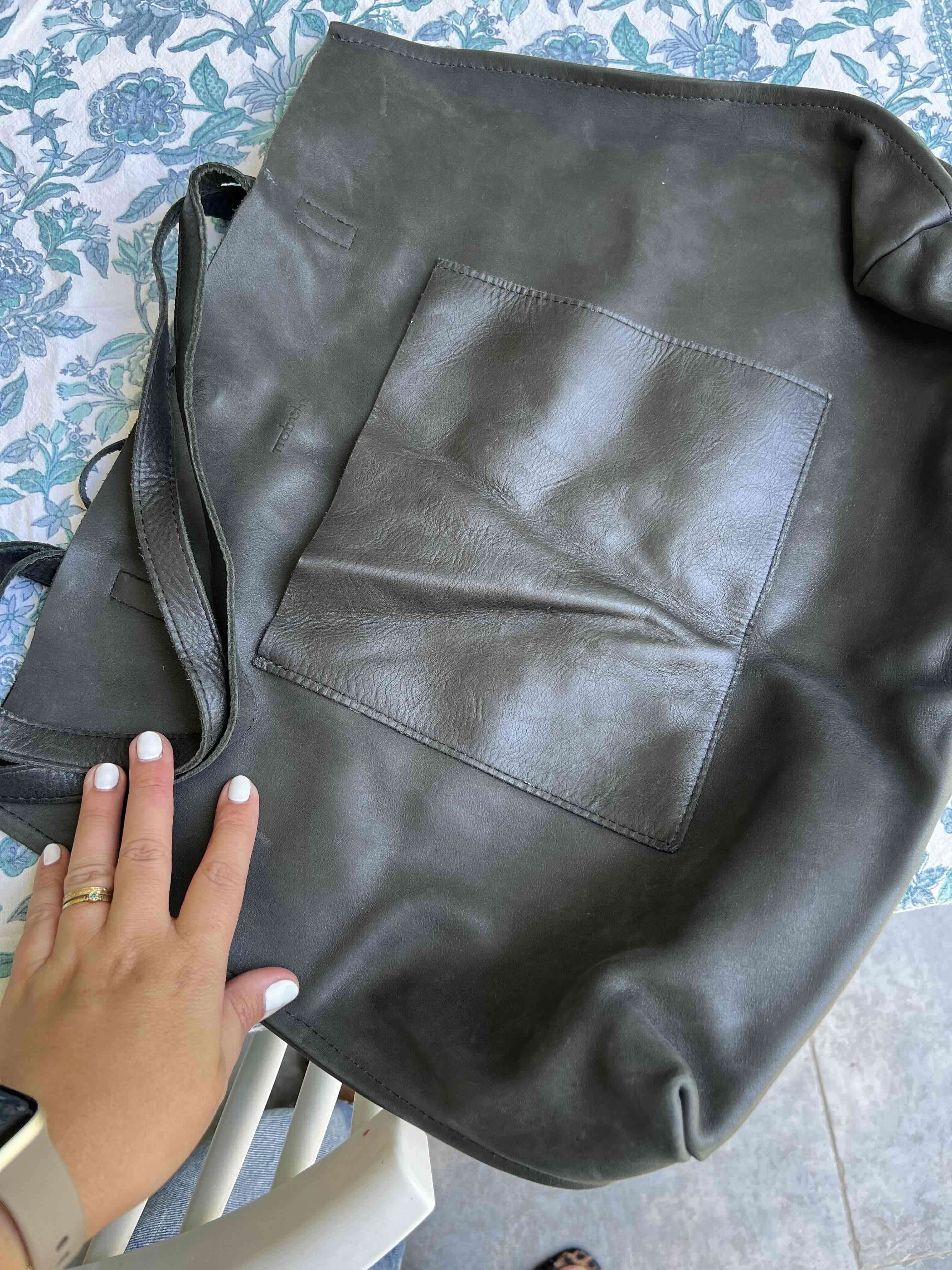 Cartera grande 100% cuero negra - miniatura 4