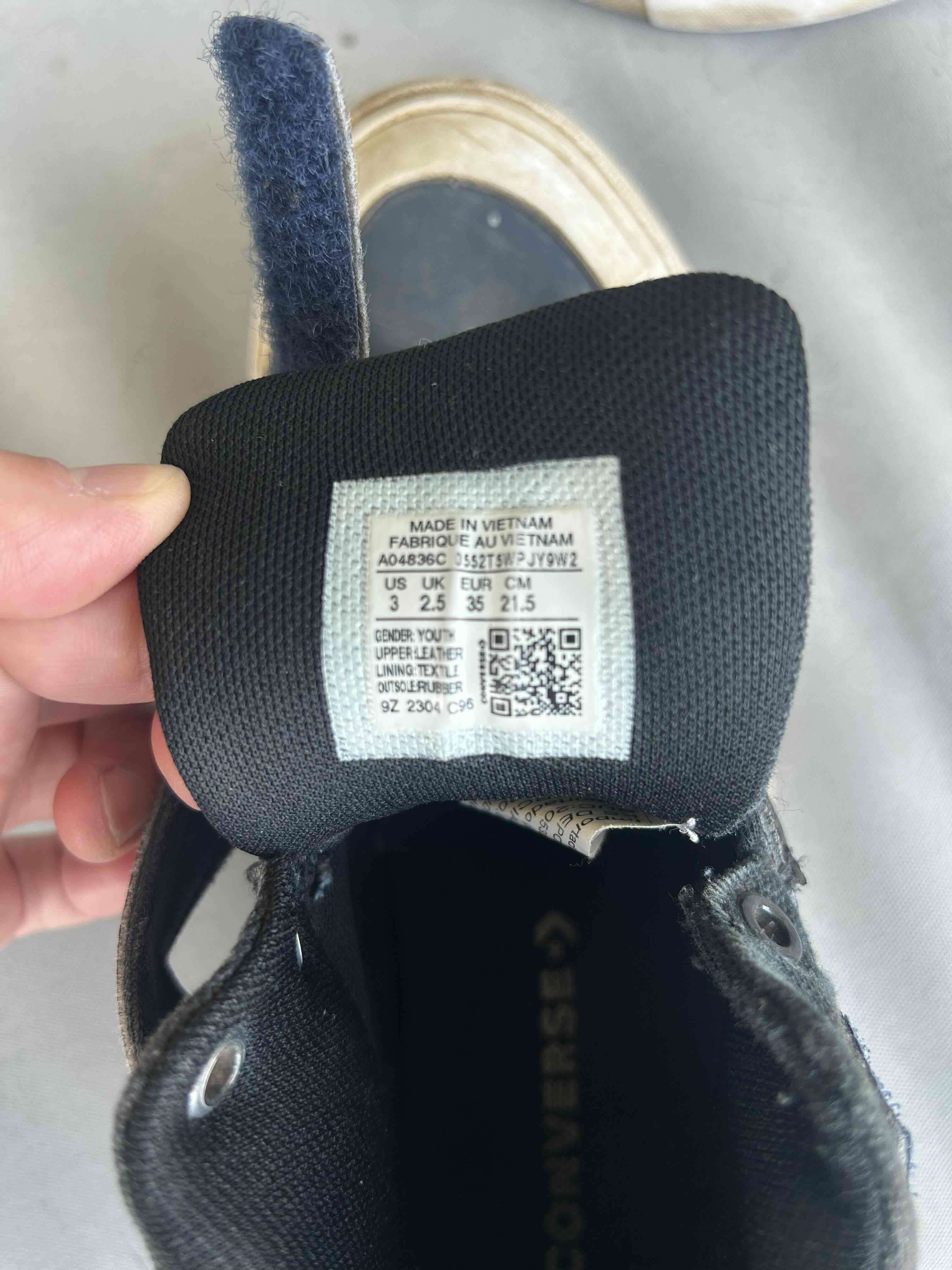 Zapatillas negras converse usadas - miniatura 5