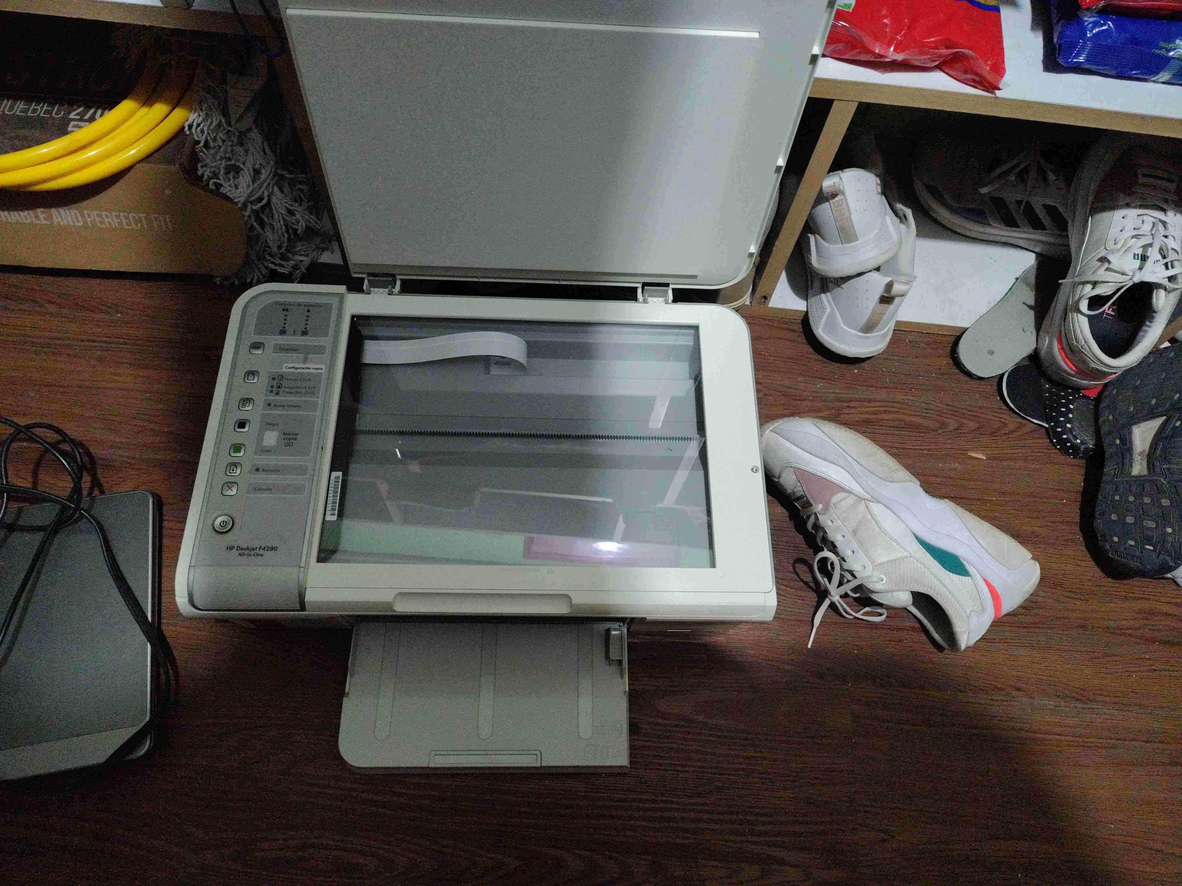 Impresora HP Deskjet F4280 - miniatura 2