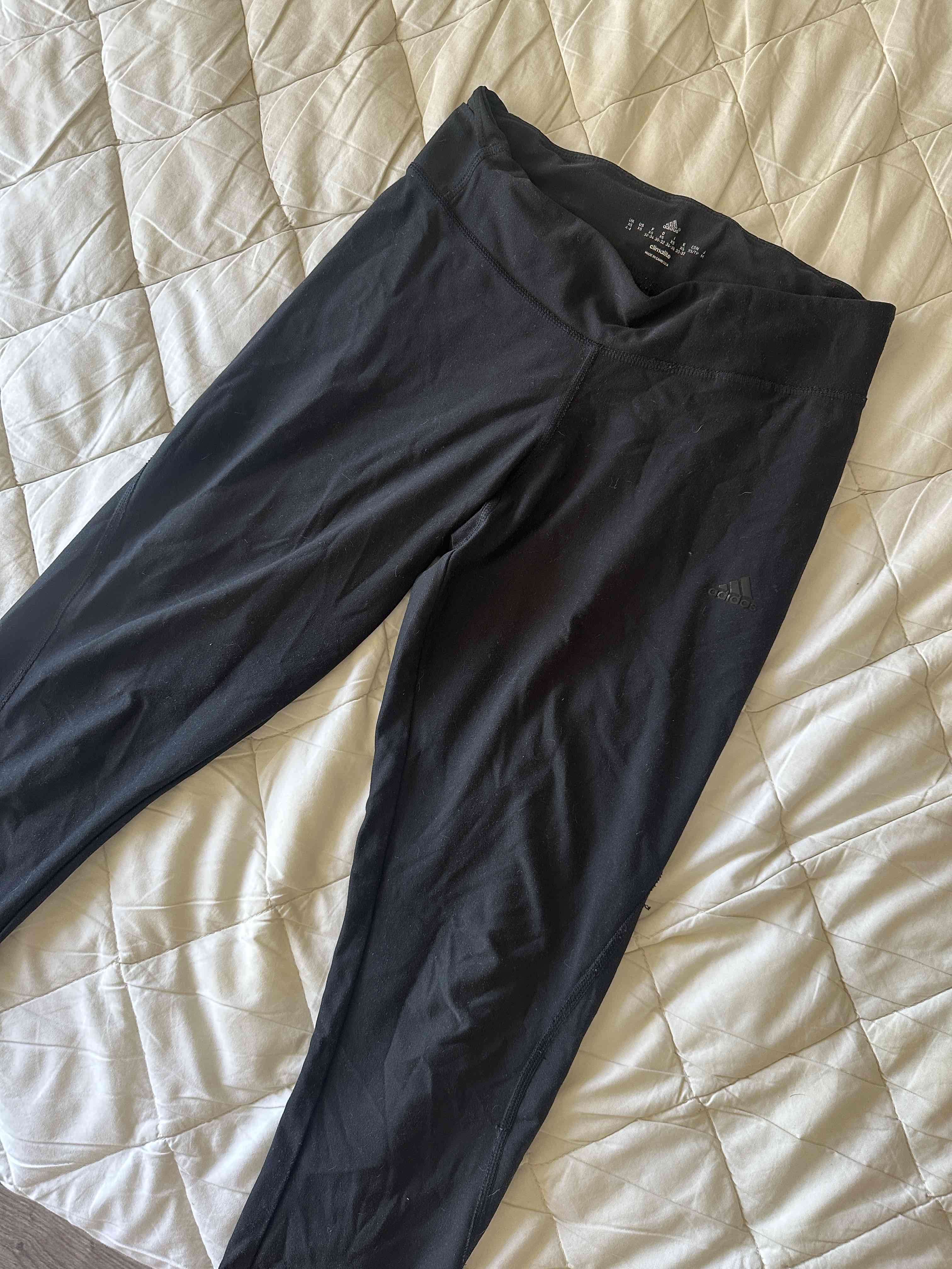 Calza deportiva negros adidas