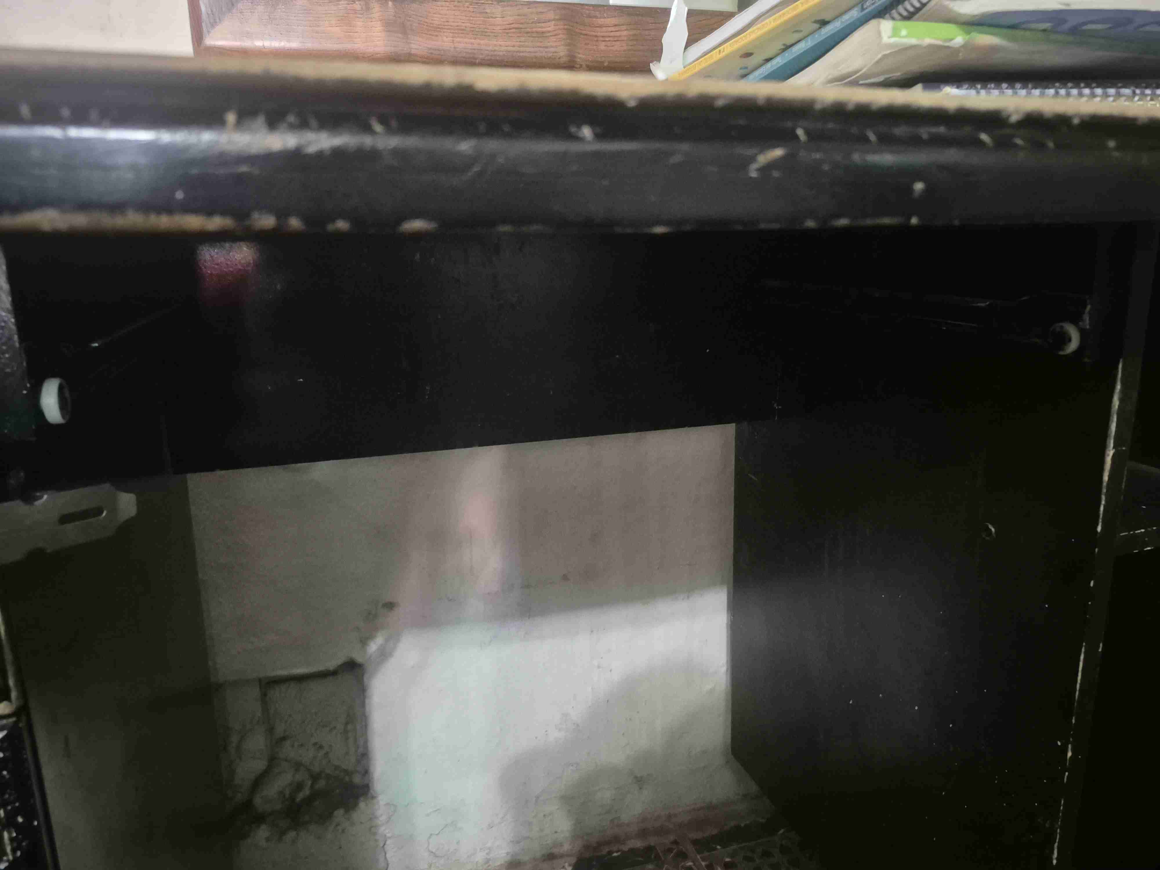 Escritorio con cajonera lateral - miniatura 4