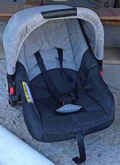 Silla de auto para bebé