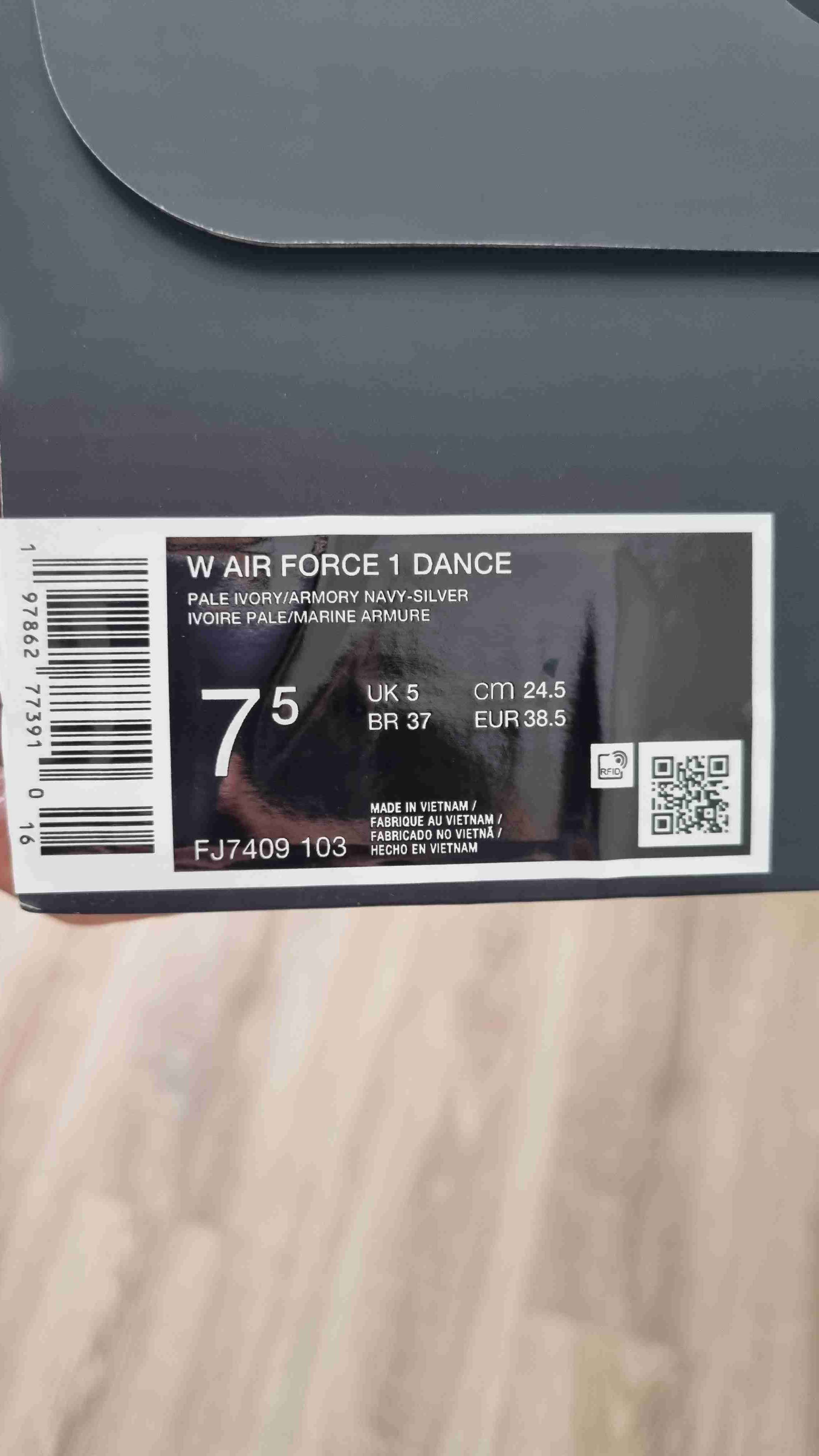 Zapatillas Nike Air Force blancas - miniatura 4