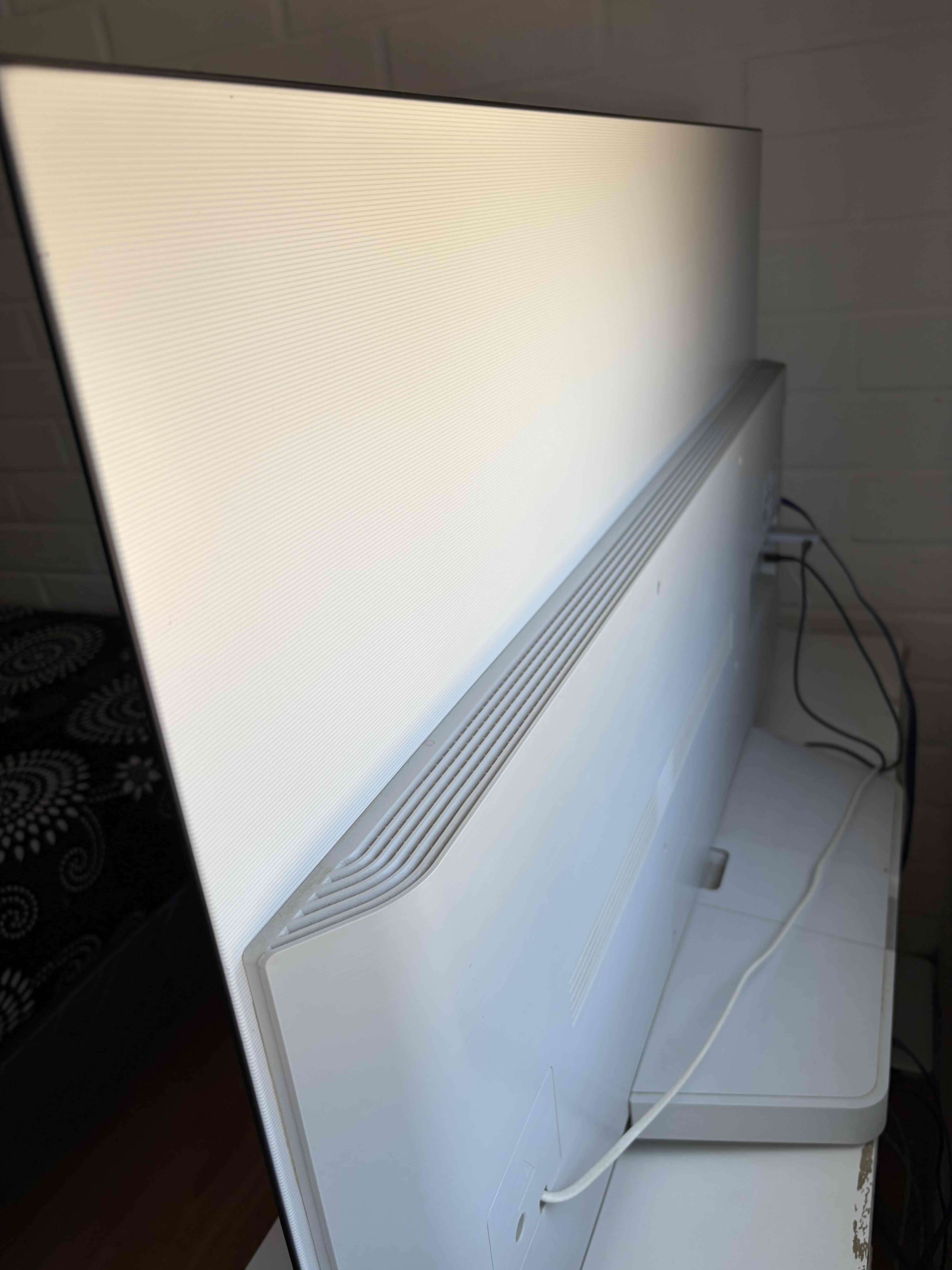 Televisor LG OLED 48 pulgadas - miniatura 5