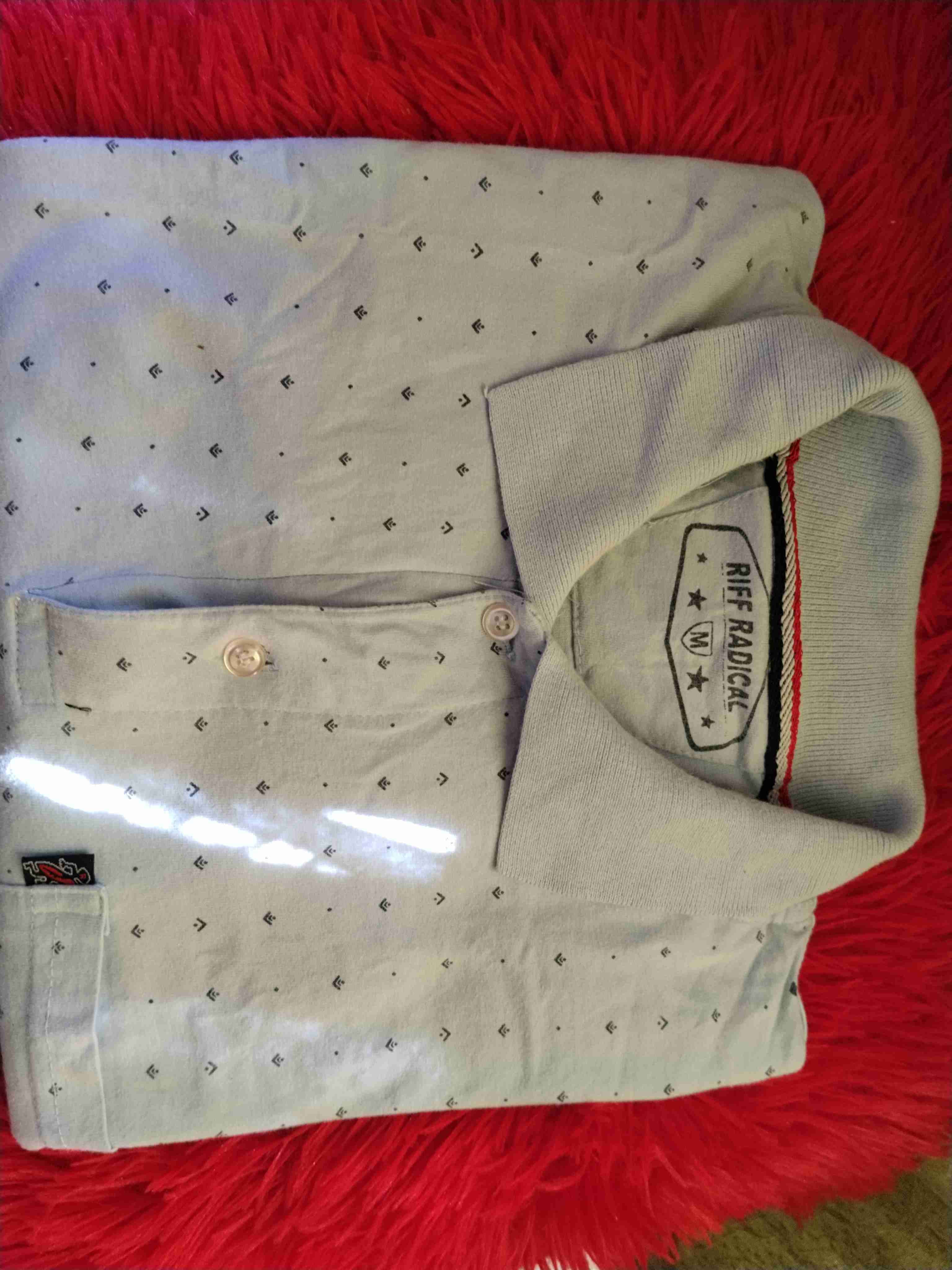 Polera Polo Blanca con Puntos - miniatura 3