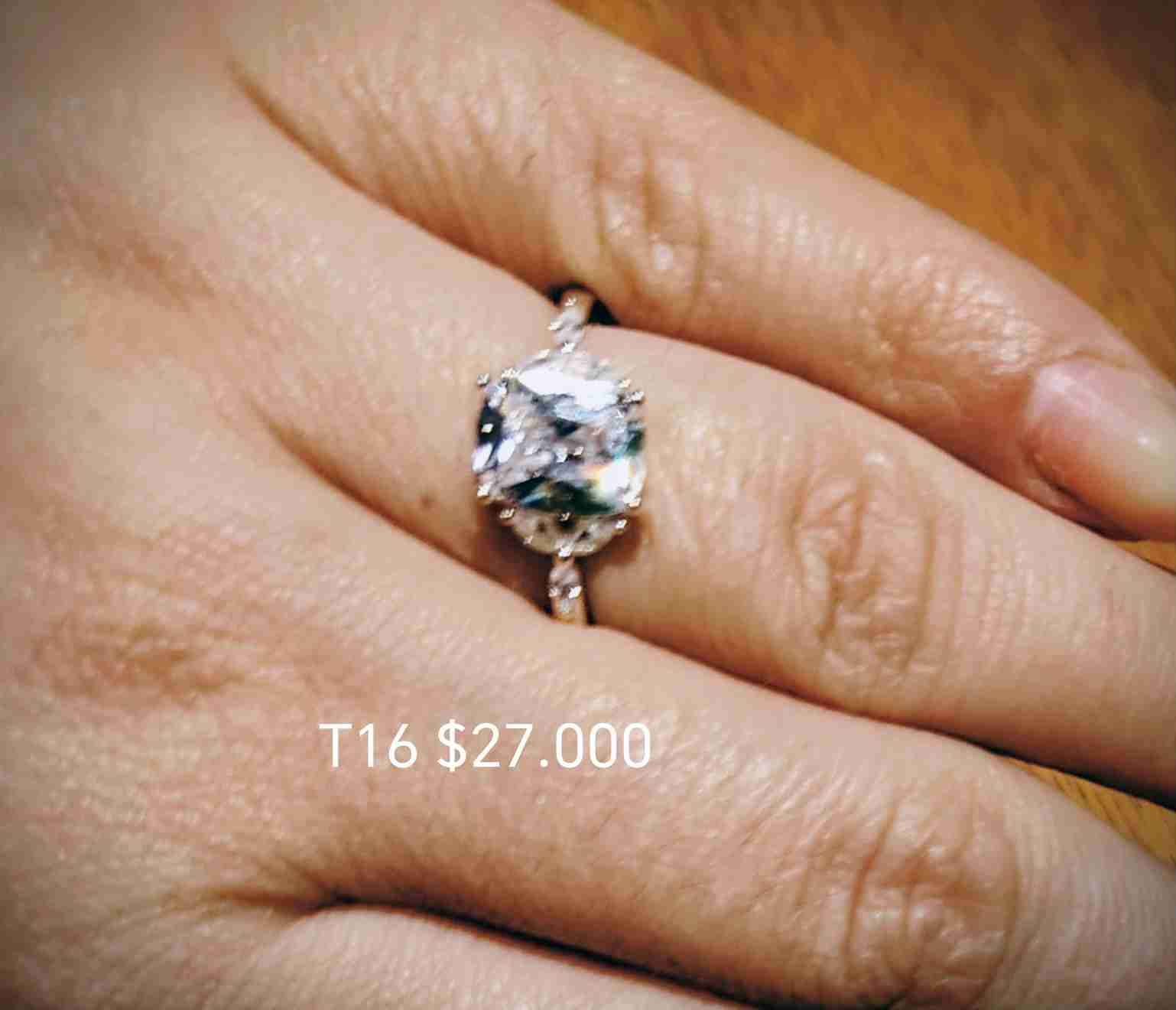 Anillo de plata con brillante - miniatura 2