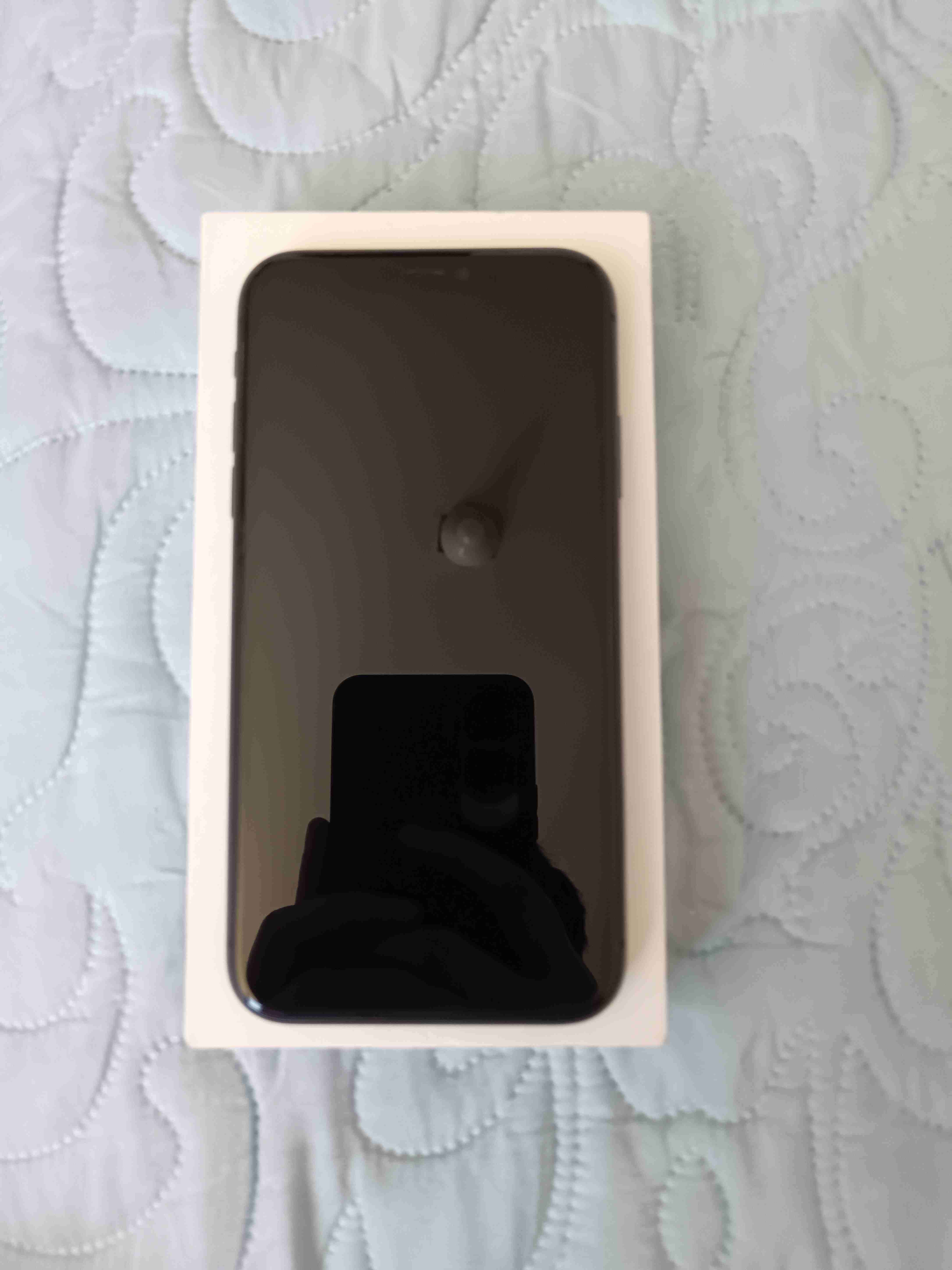 iPhone 11 color negro - miniatura 3