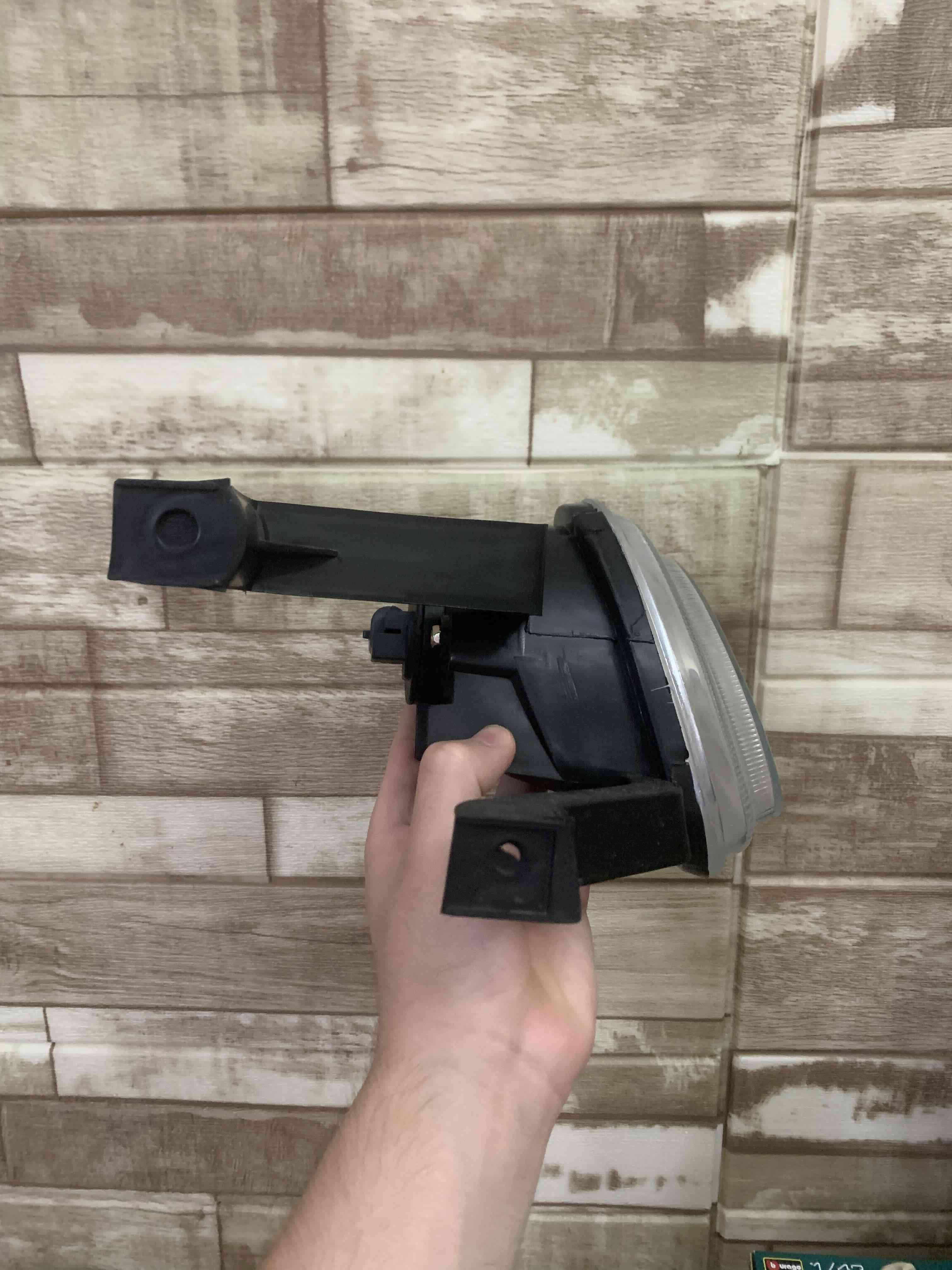 Foco Neblinero Para Chevrolet Corsa 2001 - miniatura 4