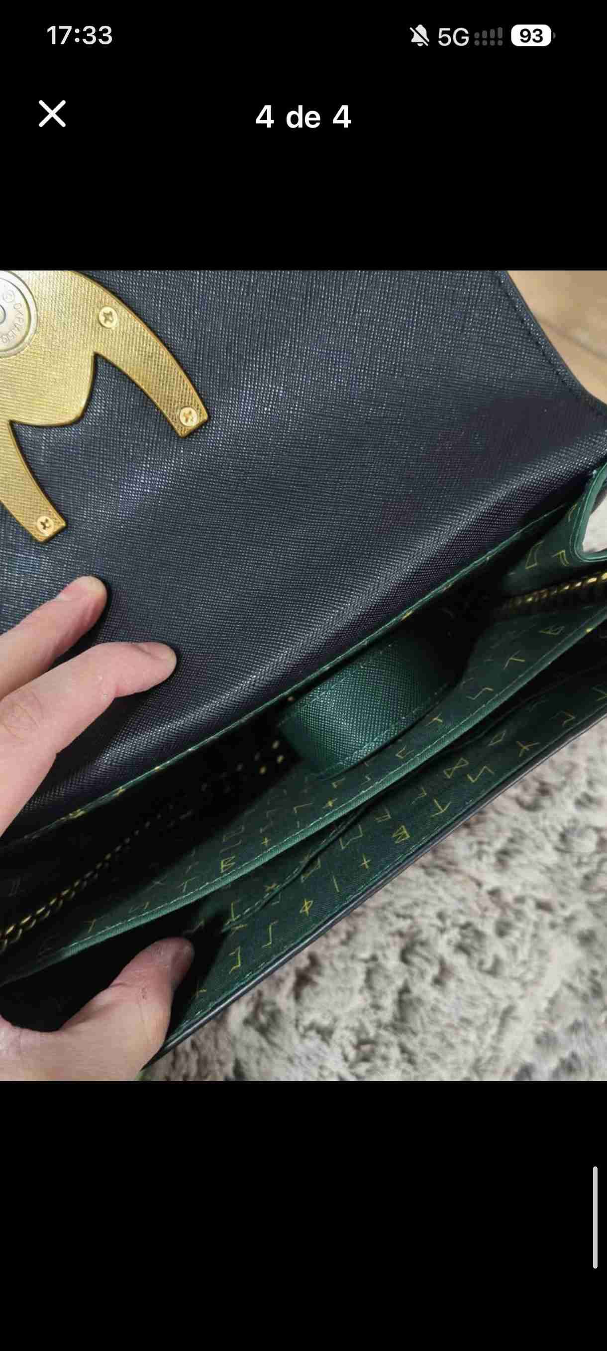 Cartera verde Loki  con detalle dorado - miniatura 4
