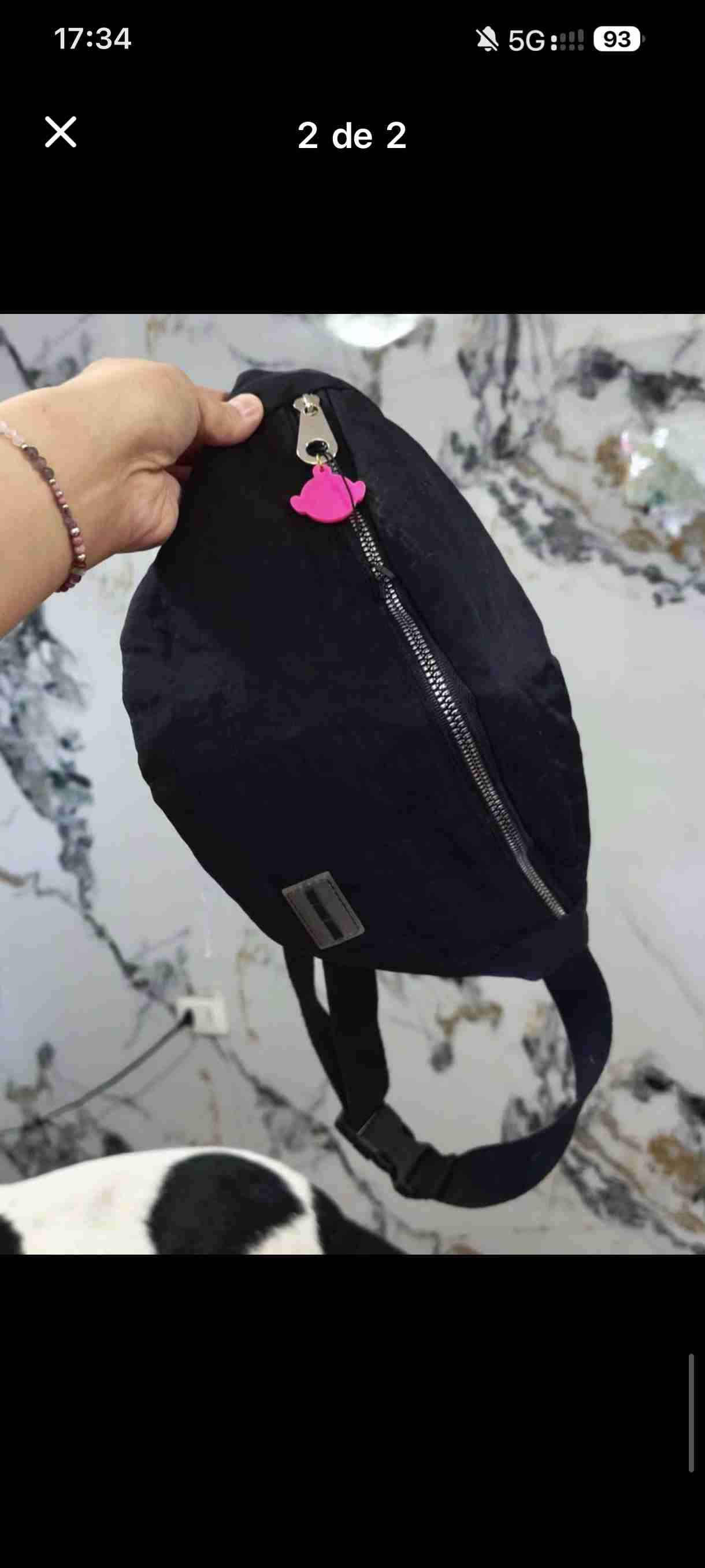 Cartera negra con flecos y Banano - miniatura 2