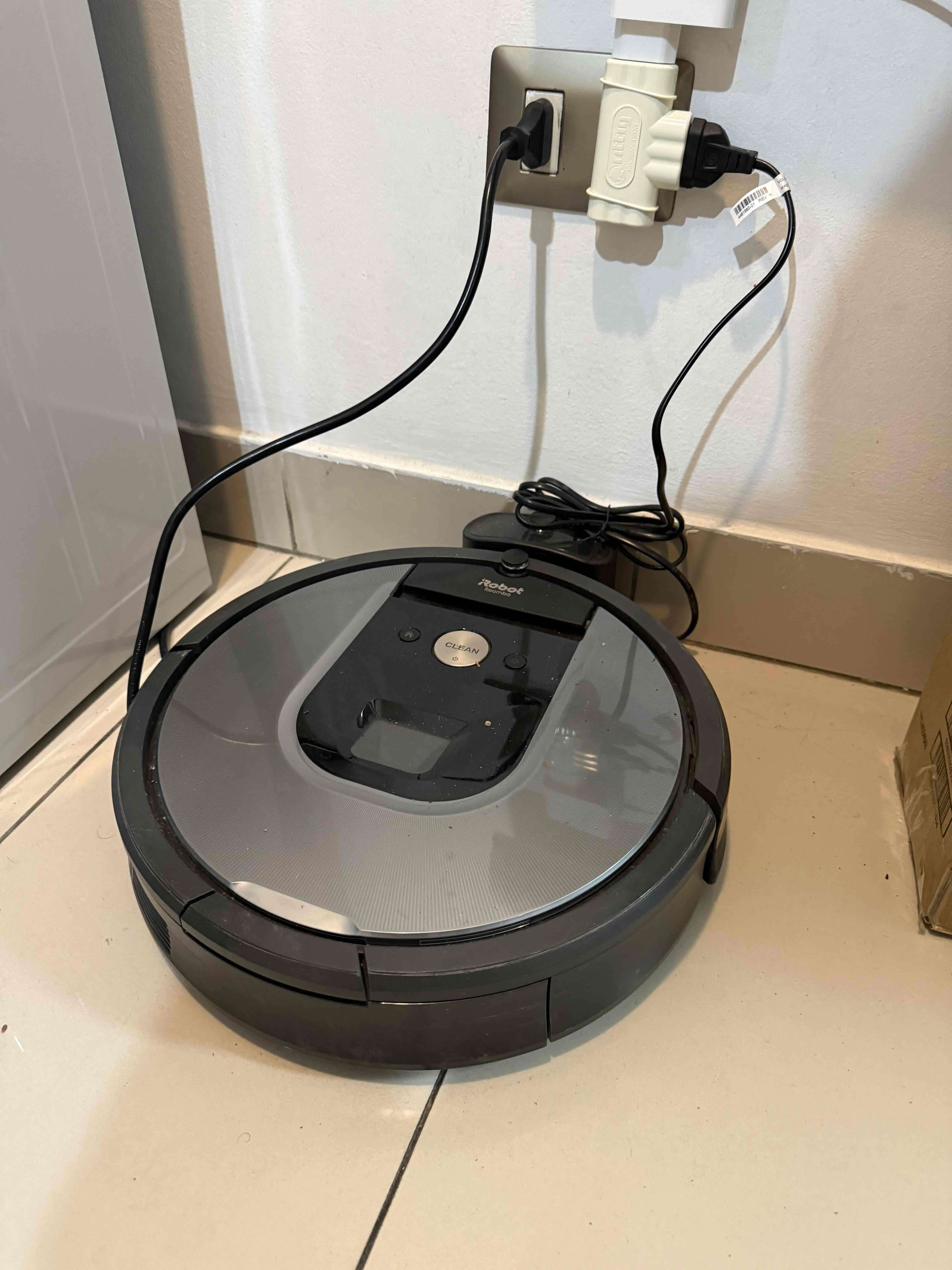 Aspiradora iRobot Roomba 960 - miniatura 2