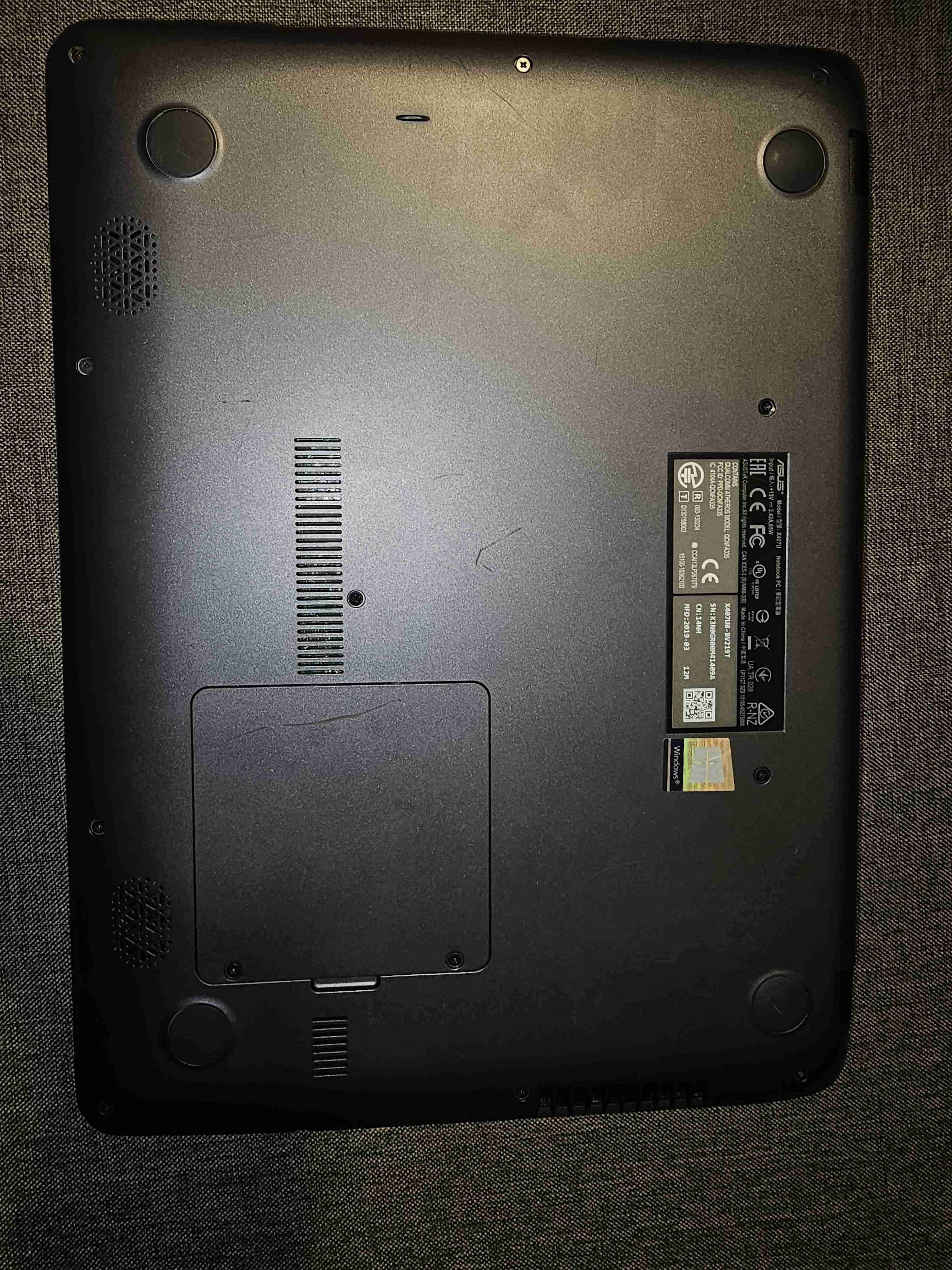 Laptop ASUS con Intel Core i3 - miniatura 2